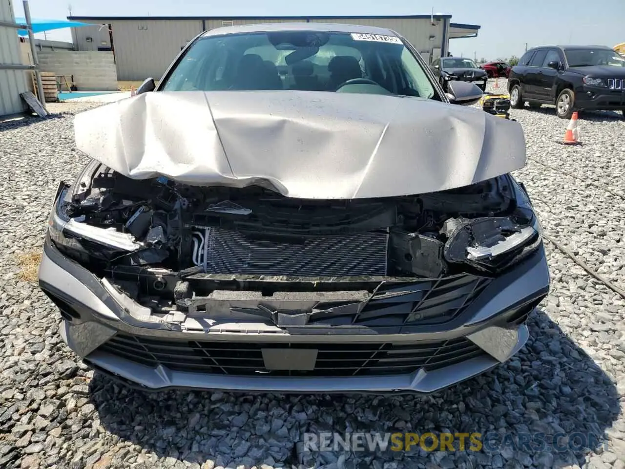 5 Photograph of a damaged car KMHLS4DG9SU943131 HYUNDAI ELANTRA 2025
