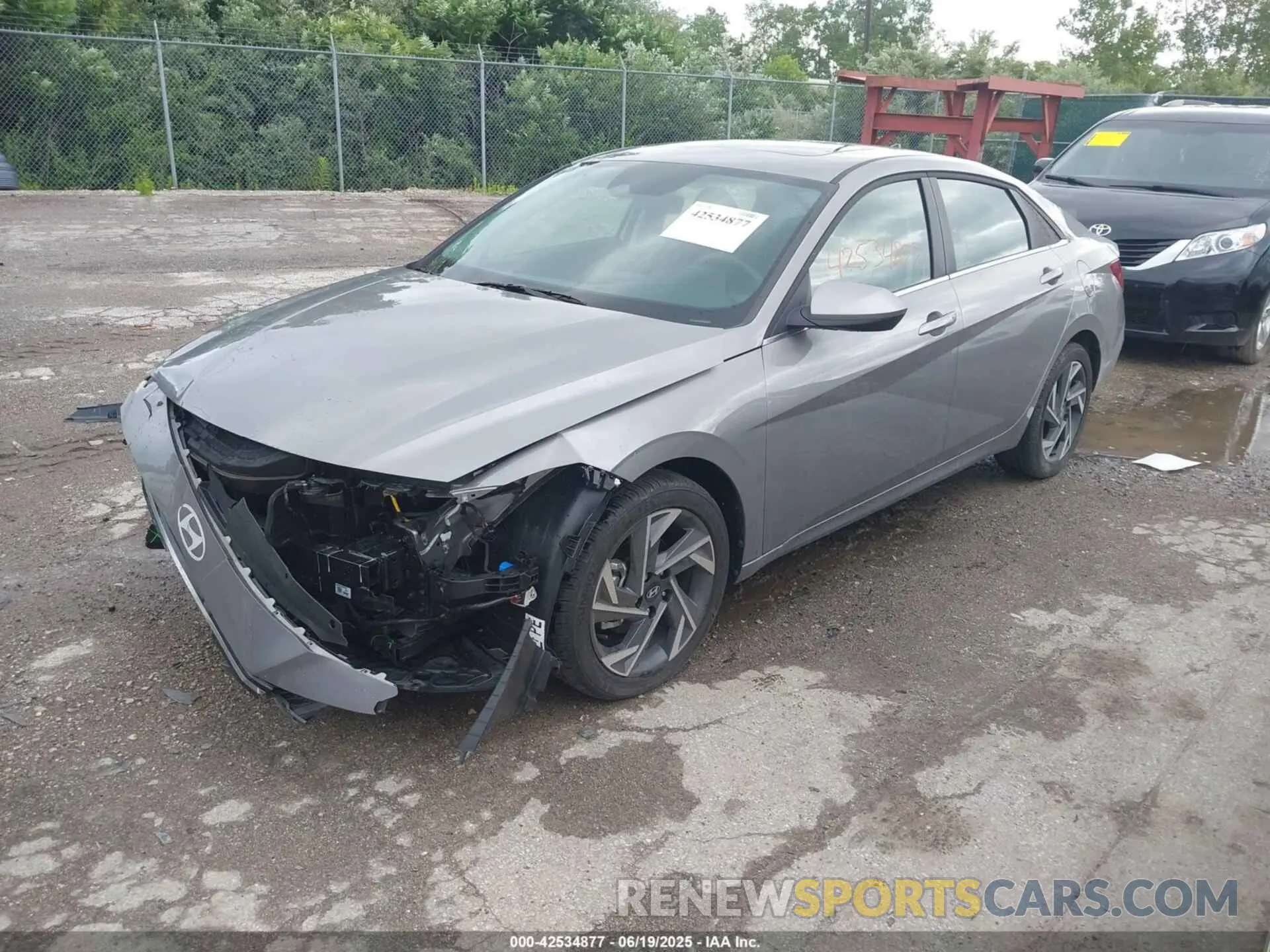 2 Photograph of a damaged car KMHLS4DGXSU860663 HYUNDAI ELANTRA 2025