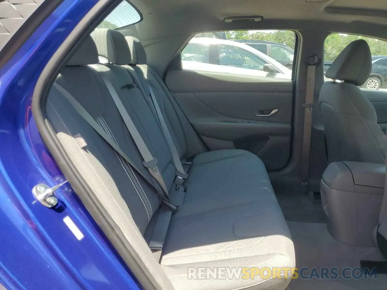 10 Photograph of a damaged car KMHLS4DGXSU906038 HYUNDAI ELANTRA 2025