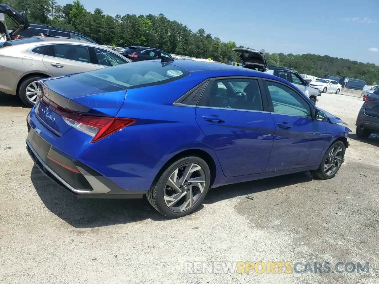 3 Photograph of a damaged car KMHLS4DGXSU906038 HYUNDAI ELANTRA 2025