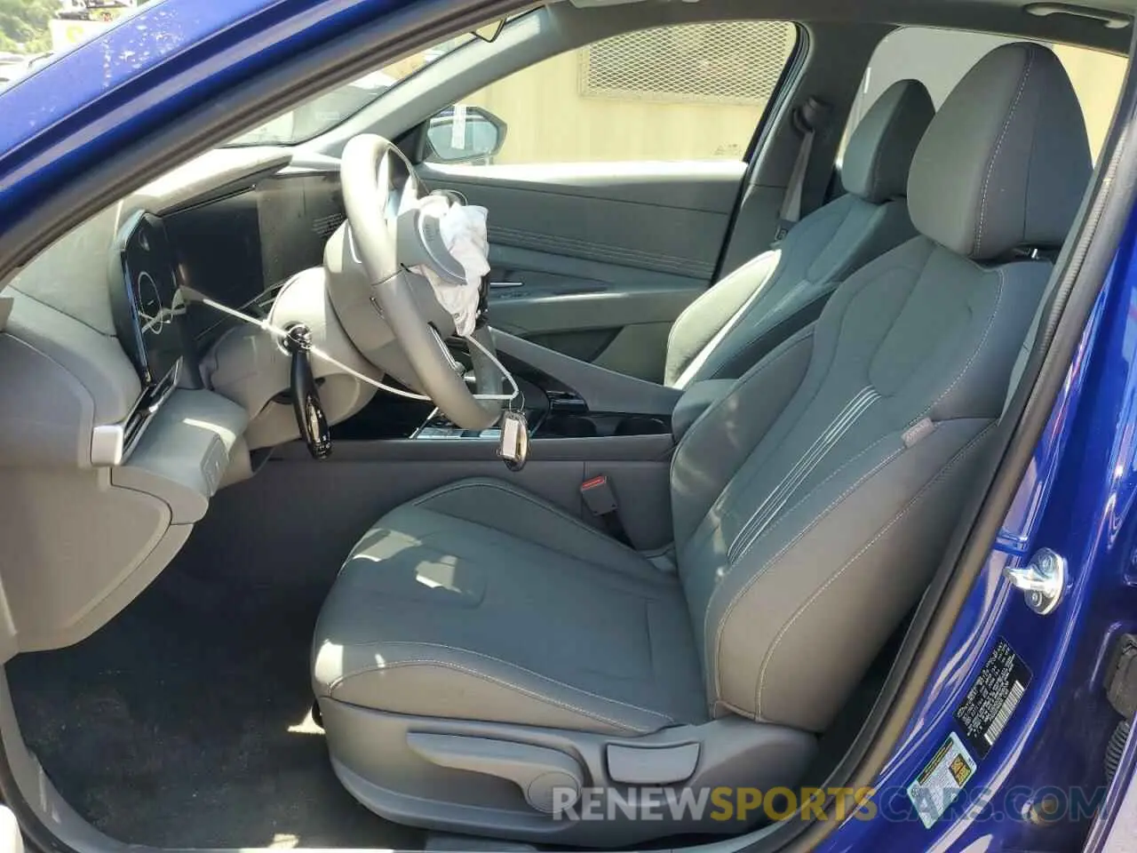7 Photograph of a damaged car KMHLS4DGXSU906038 HYUNDAI ELANTRA 2025