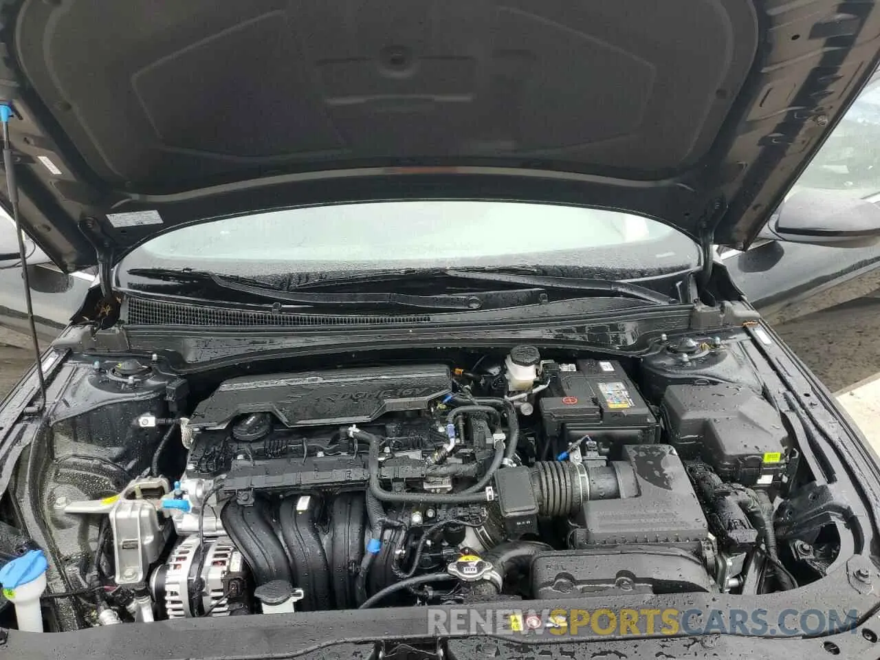 11 Photograph of a damaged car KMHLS4DGXSU935913 HYUNDAI ELANTRA 2025