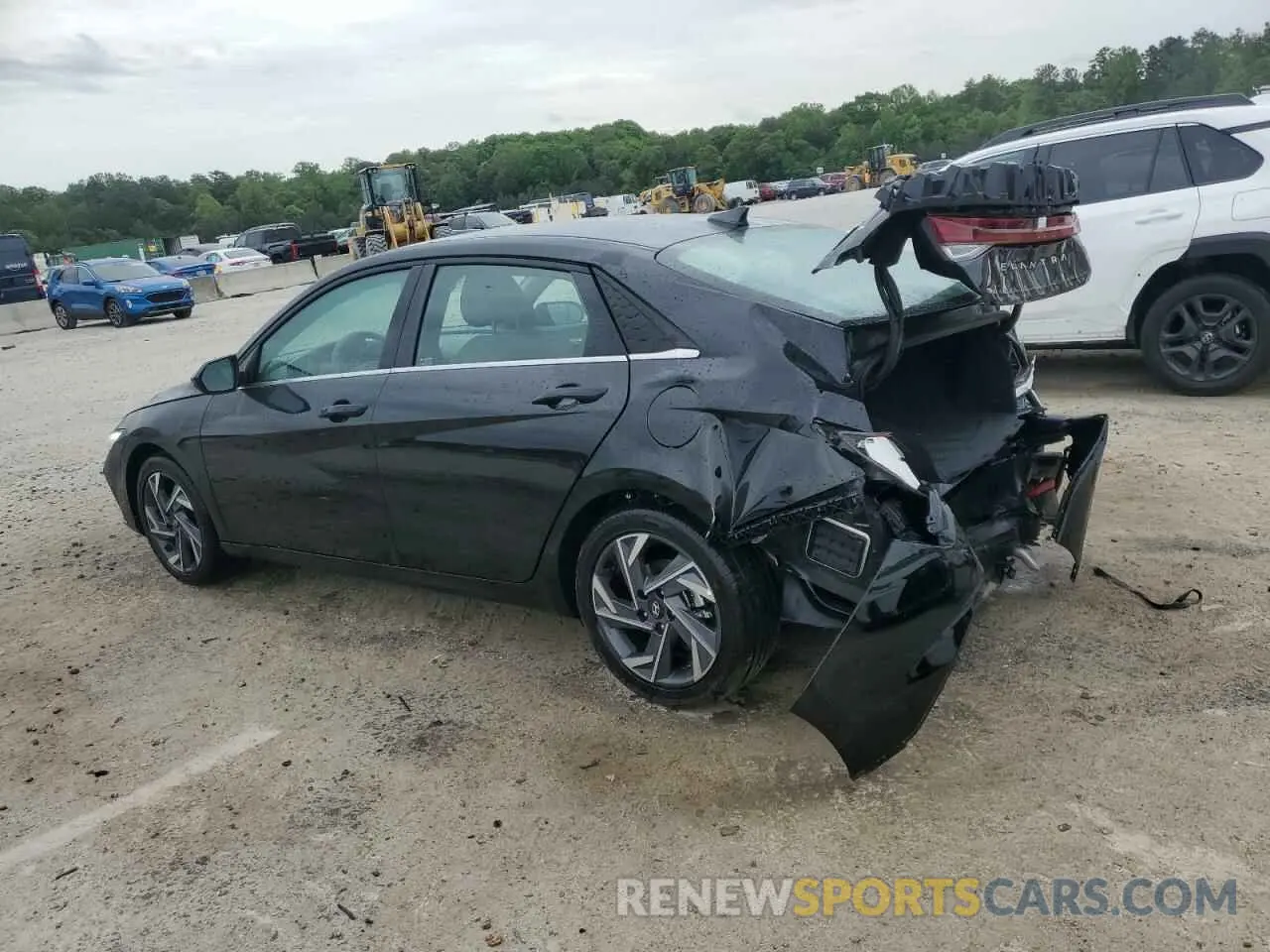 2 Photograph of a damaged car KMHLS4DGXSU935913 HYUNDAI ELANTRA 2025