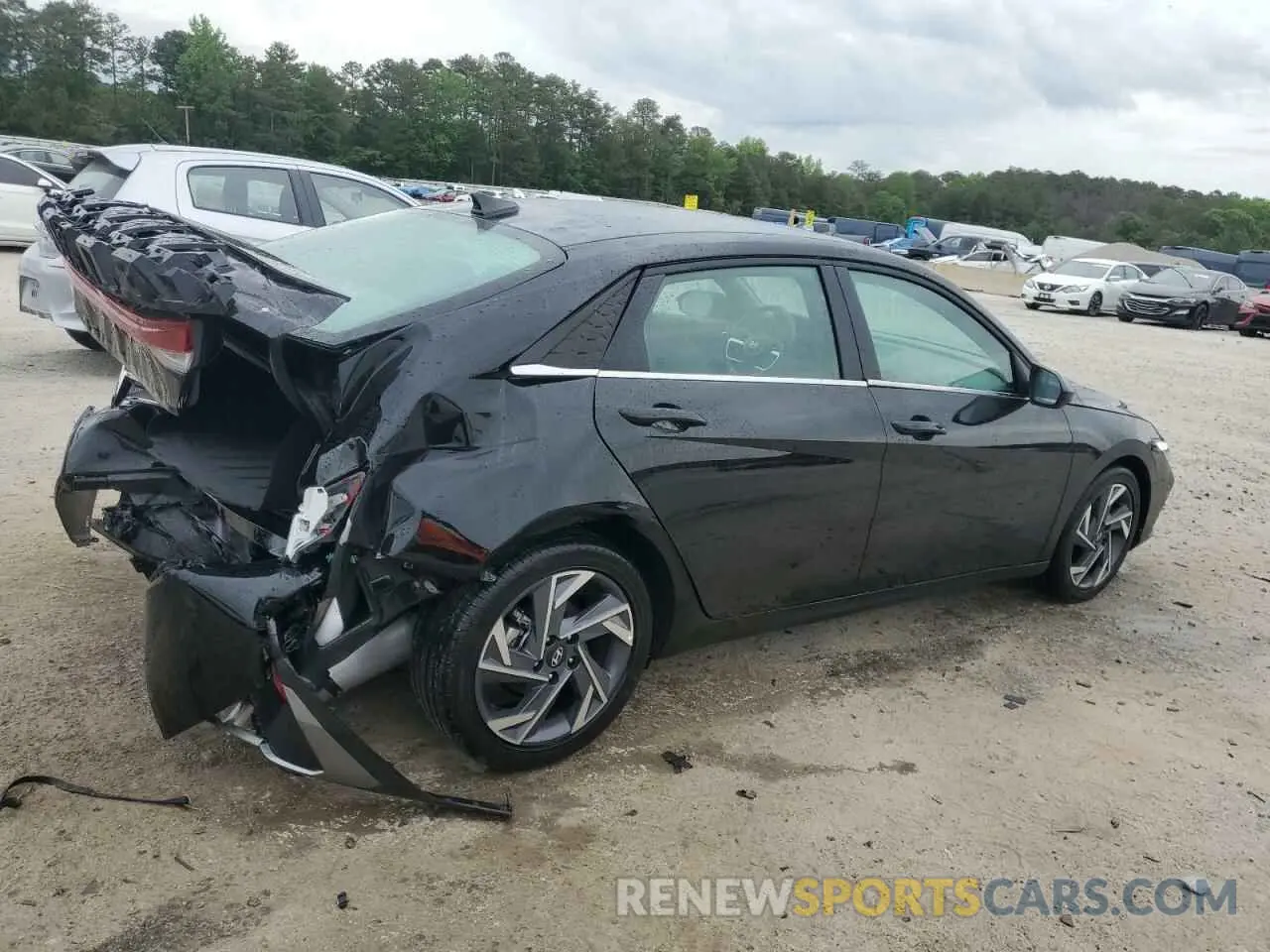 3 Photograph of a damaged car KMHLS4DGXSU935913 HYUNDAI ELANTRA 2025