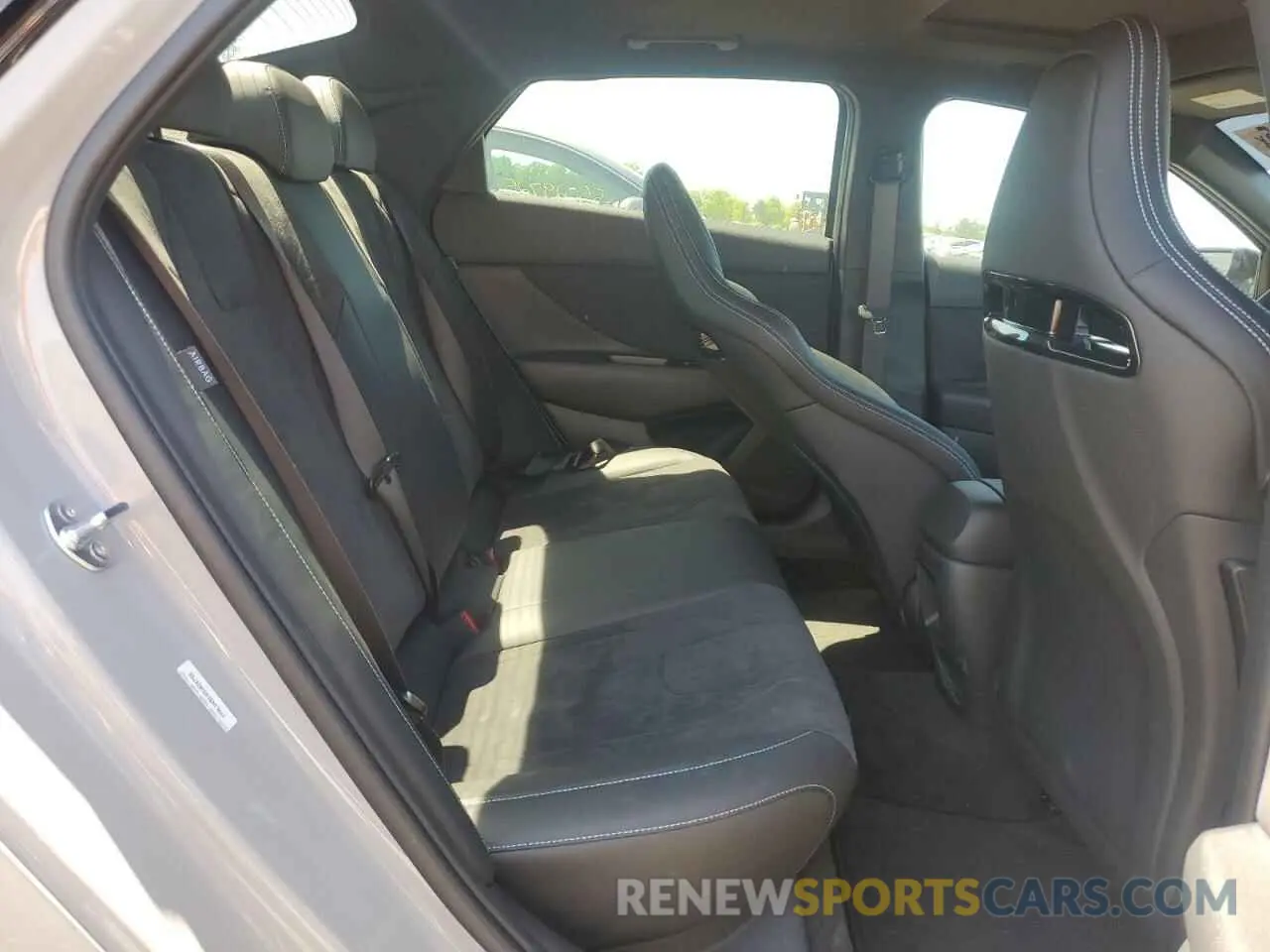 10 Photograph of a damaged car KMHLW4DK4SU026798 HYUNDAI ELANTRA 2025