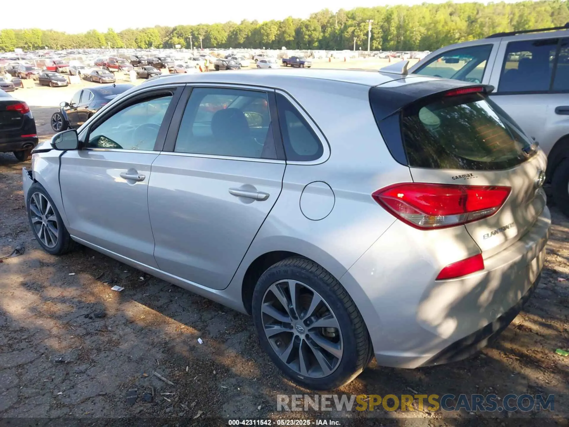 14 Фотография поврежденного автомобиля KMHH35LE3KU095045 HYUNDAI ELANTRA GT 2019