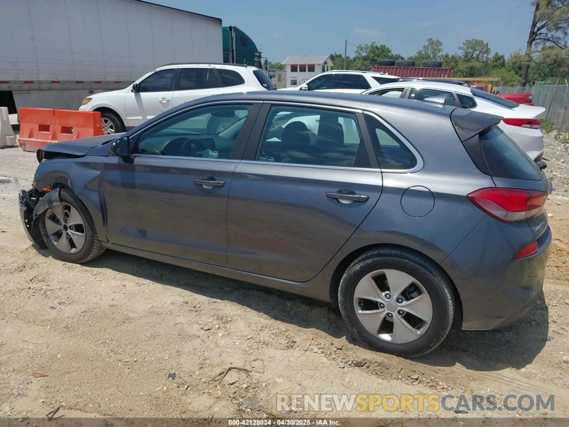 14 Фотография поврежденного автомобиля KMHH35LE4KU090095 HYUNDAI ELANTRA GT 2019