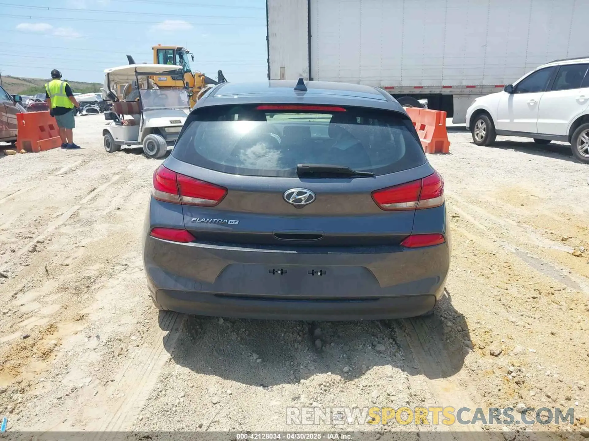 16 Фотография поврежденного автомобиля KMHH35LE4KU090095 HYUNDAI ELANTRA GT 2019