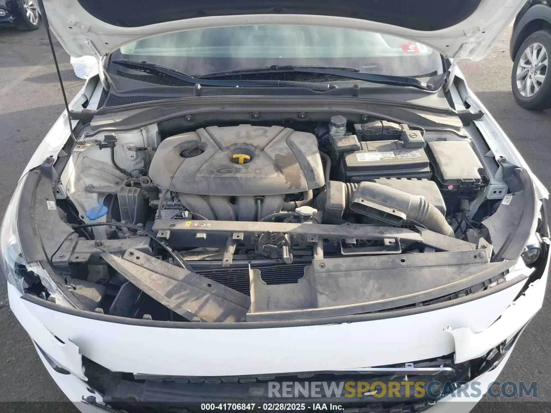10 Photograph of a damaged car KMHH35LE7KU090303 HYUNDAI ELANTRA GT 2019