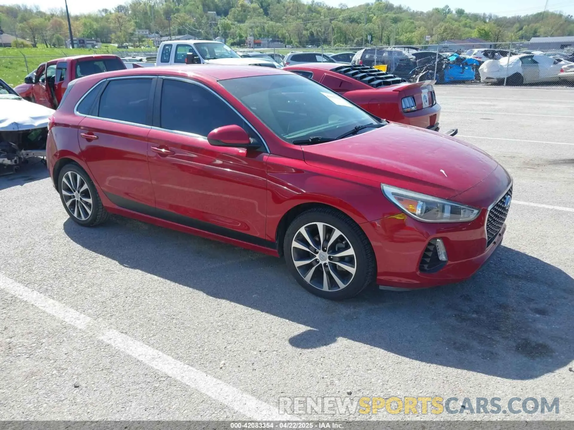 1 Photograph of a damaged car KMHH35LE7KU094657 HYUNDAI ELANTRA GT 2019