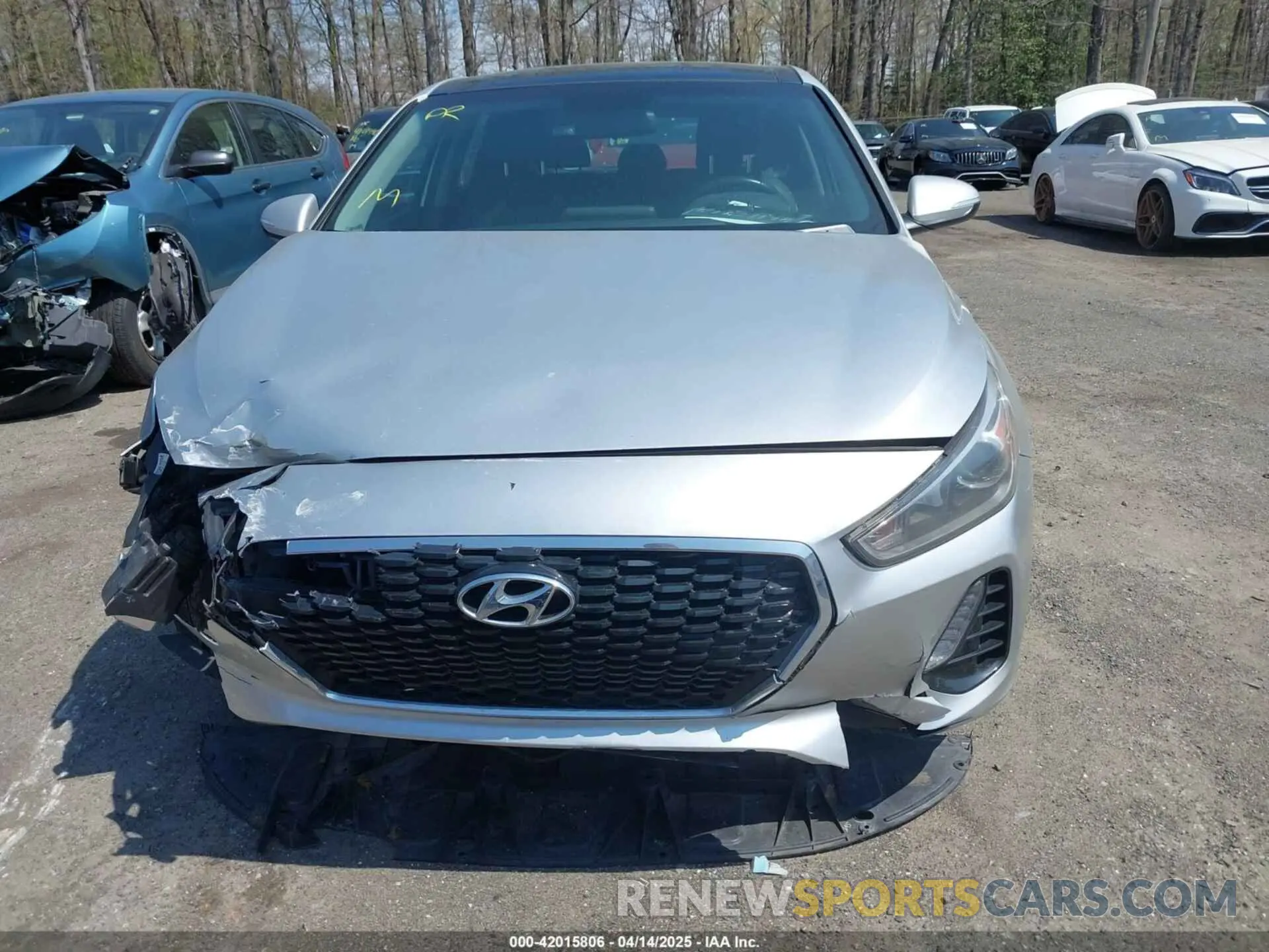 12 Фотография поврежденного автомобиля KMHH35LE8KU106251 HYUNDAI ELANTRA GT 2019