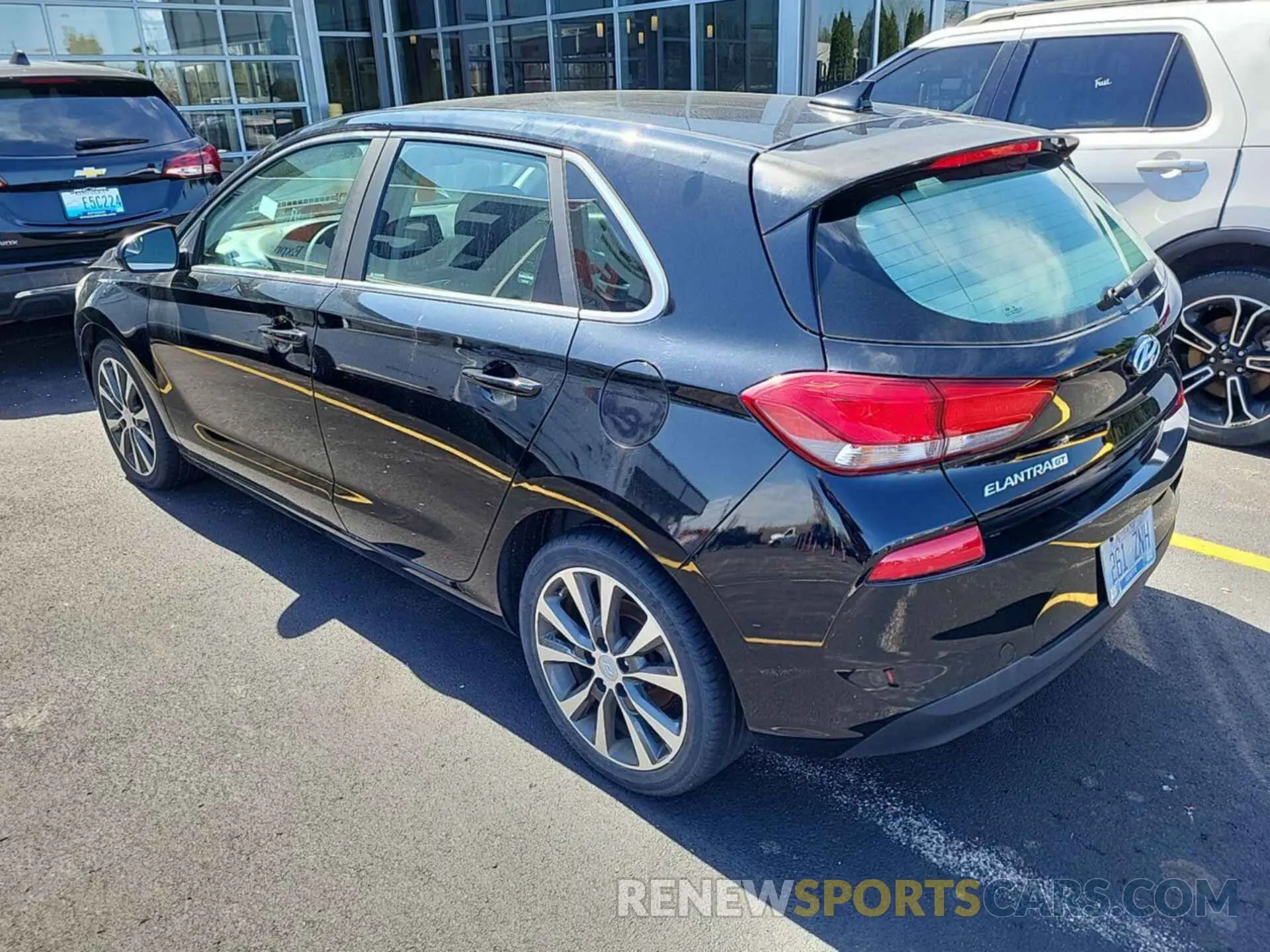 9 Фотография поврежденного автомобиля KMHH35LE9KU104055 HYUNDAI ELANTRA GT 2019