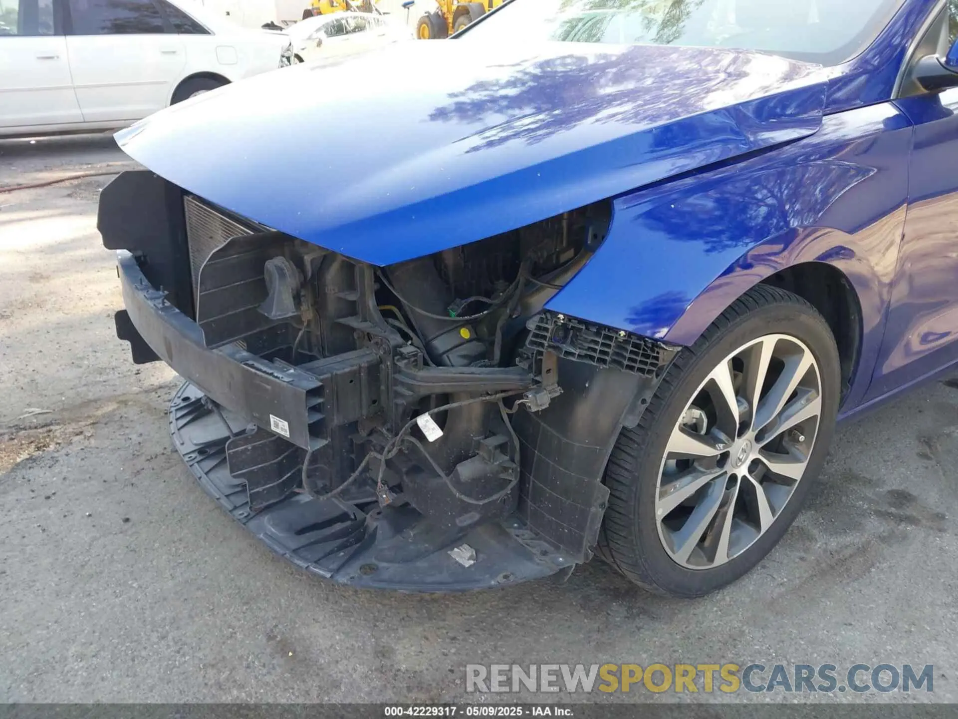 19 Photograph of a damaged car KMHH35LEXKU118532 HYUNDAI ELANTRA GT 2019