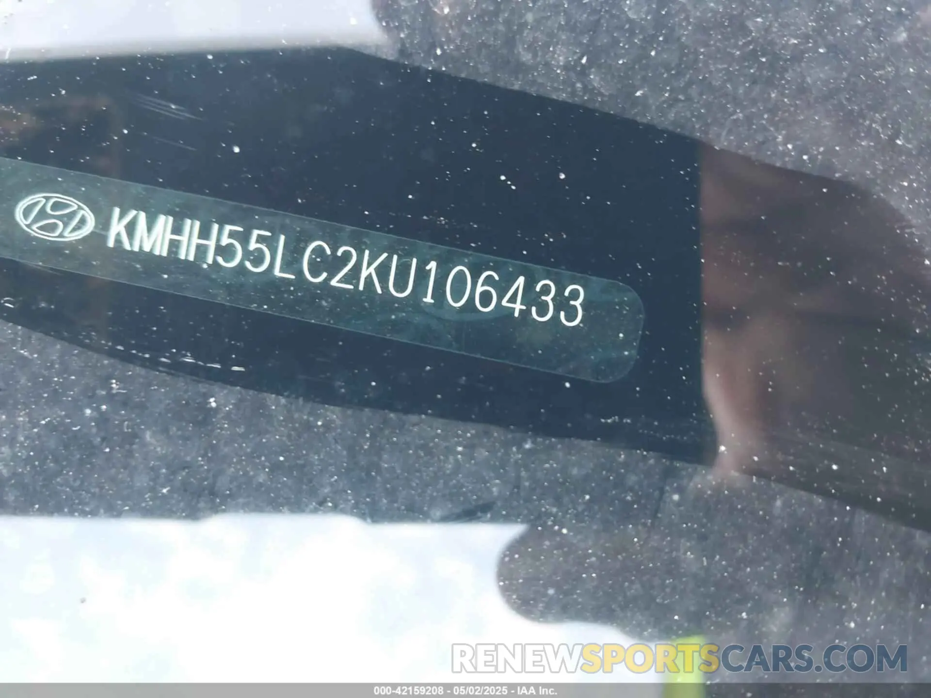 17 Photograph of a damaged car KMHH55LC2KU106433 HYUNDAI ELANTRA GT 2019