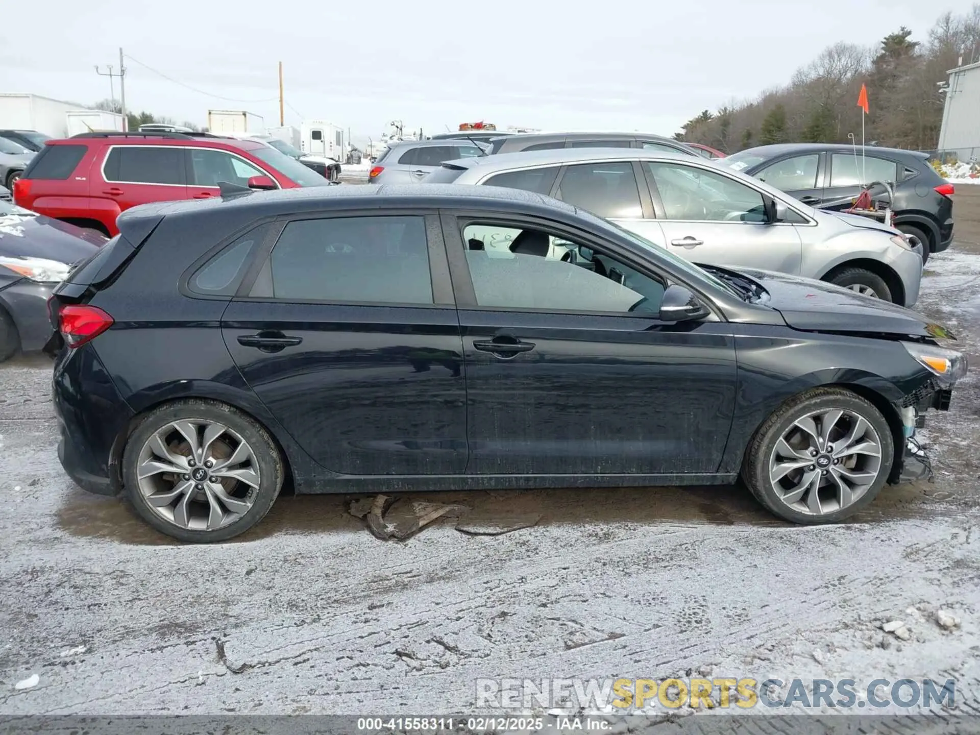 14 Photograph of a damaged car KMHH55LC4KU106319 HYUNDAI ELANTRA GT 2019