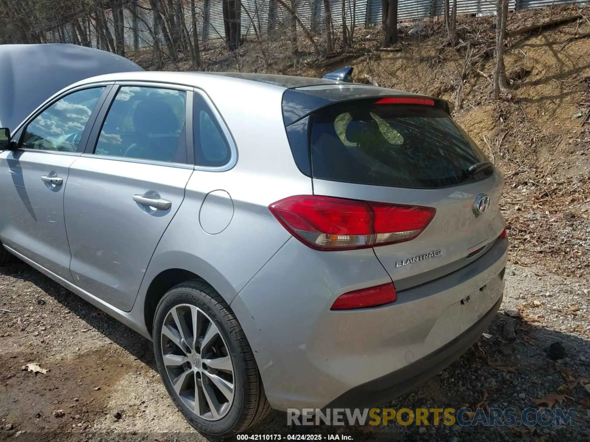12 Фотография поврежденного автомобиля KMHH35LE1LU146270 HYUNDAI ELANTRA GT 2020