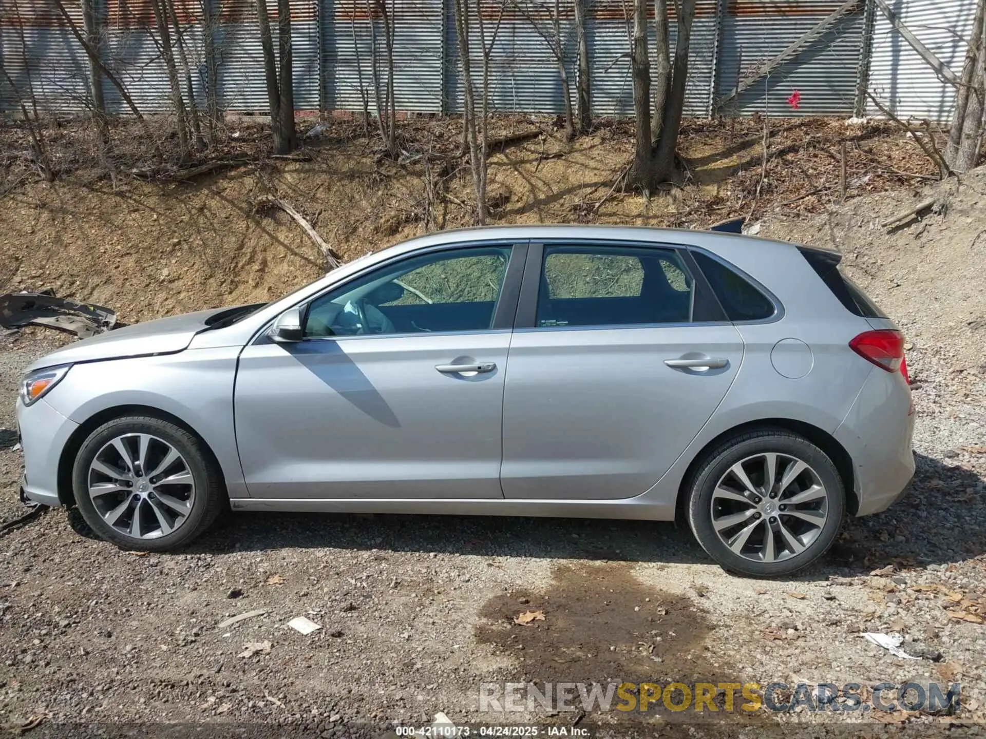 15 Фотография поврежденного автомобиля KMHH35LE1LU146270 HYUNDAI ELANTRA GT 2020