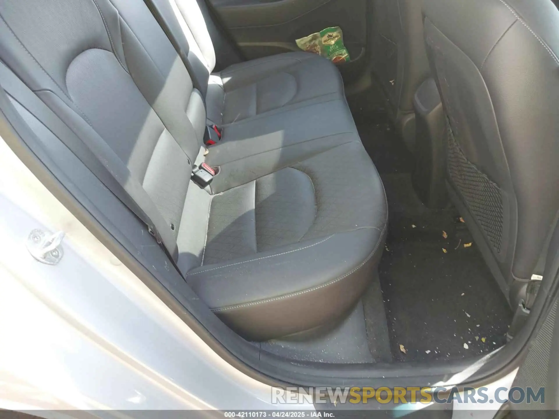 8 Фотография поврежденного автомобиля KMHH35LE1LU146270 HYUNDAI ELANTRA GT 2020