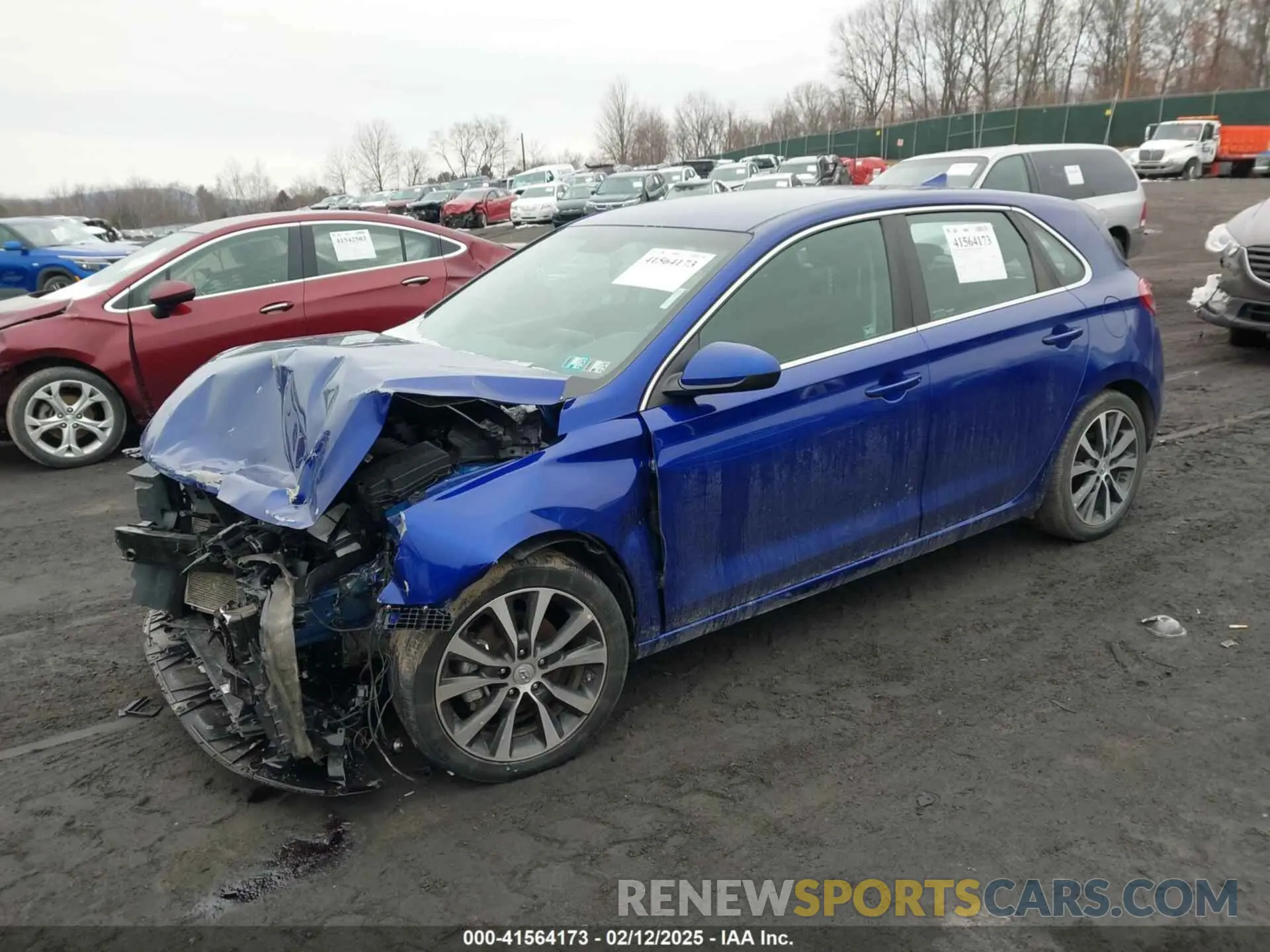2 Фотография поврежденного автомобиля KMHH35LE2LU137626 HYUNDAI ELANTRA GT 2020