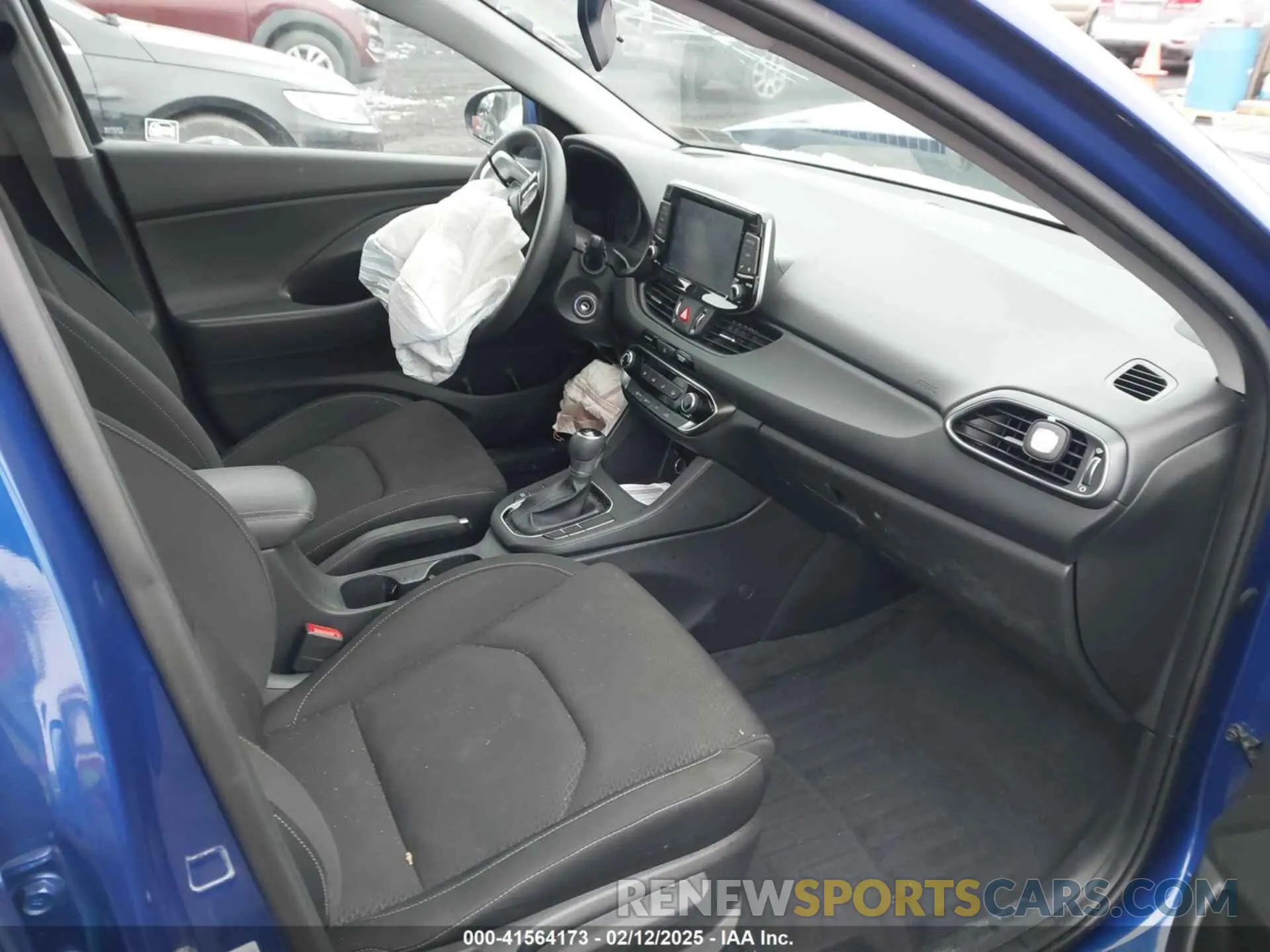 5 Фотография поврежденного автомобиля KMHH35LE2LU137626 HYUNDAI ELANTRA GT 2020