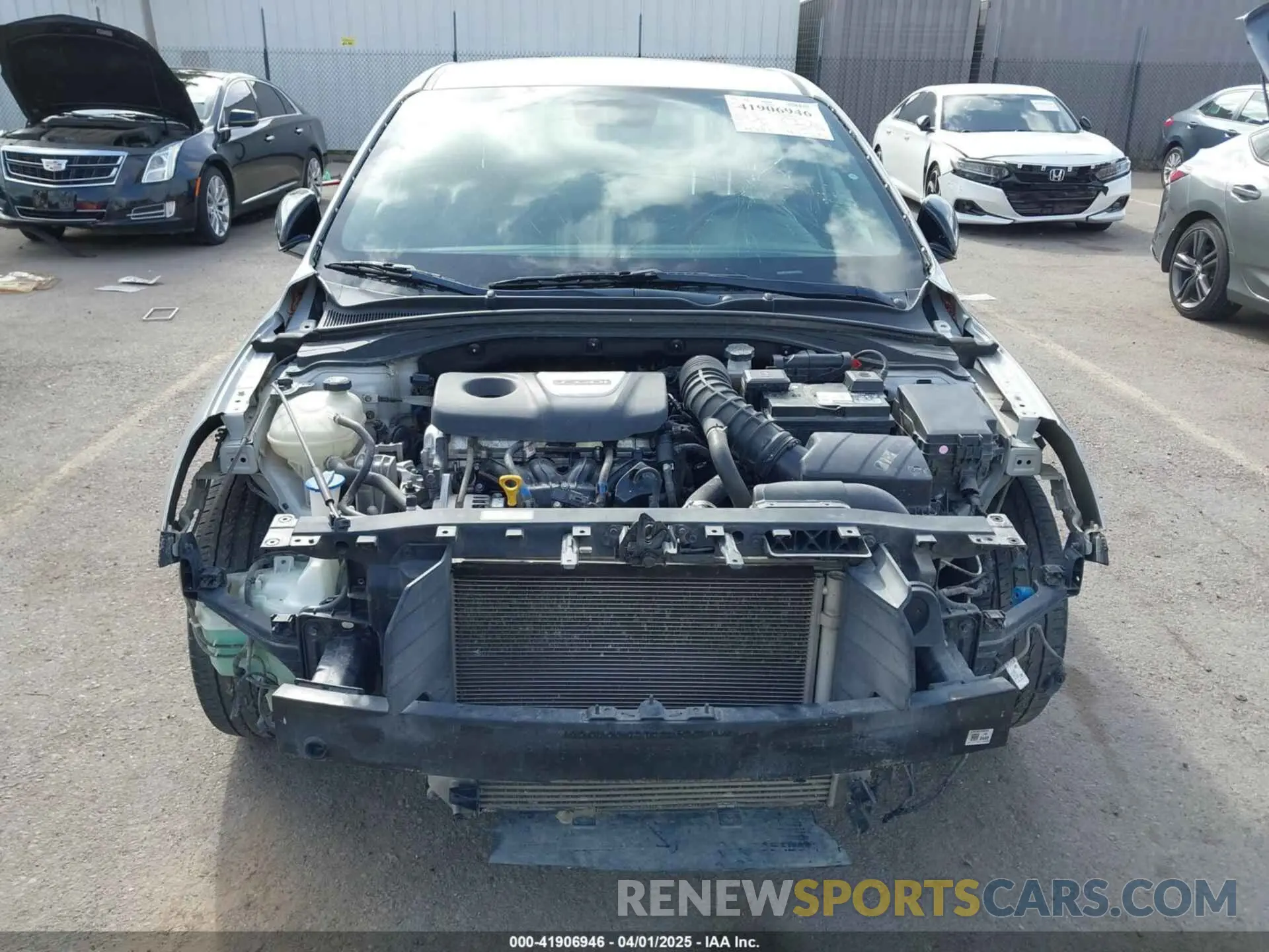 6 Photograph of a damaged car KMHH55LC5LU132008 HYUNDAI ELANTRA GT 2020