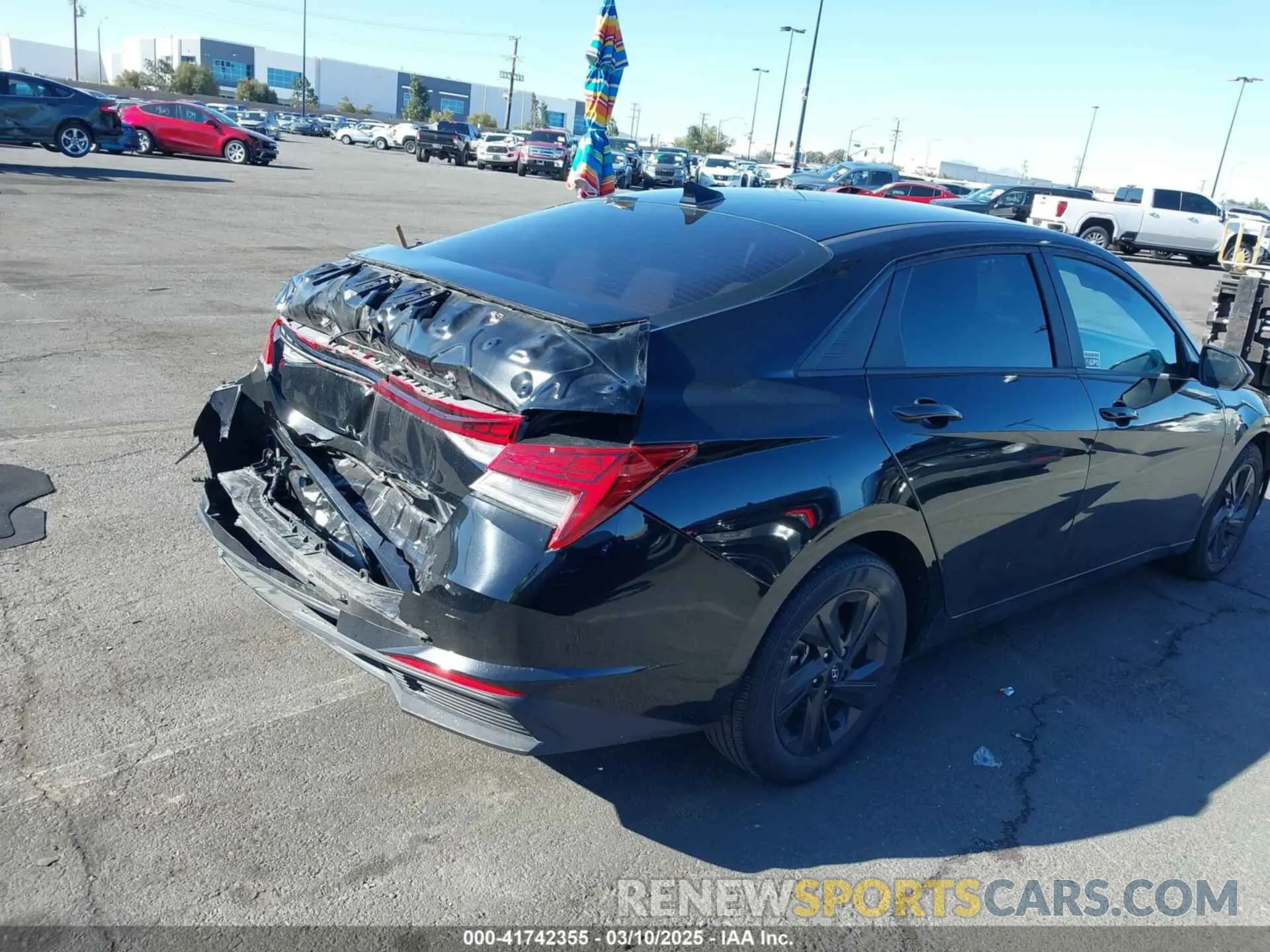 4 Фотография поврежденного автомобиля KMHLM4AJ8MU012133 HYUNDAI ELANTRA HYBRID 2021