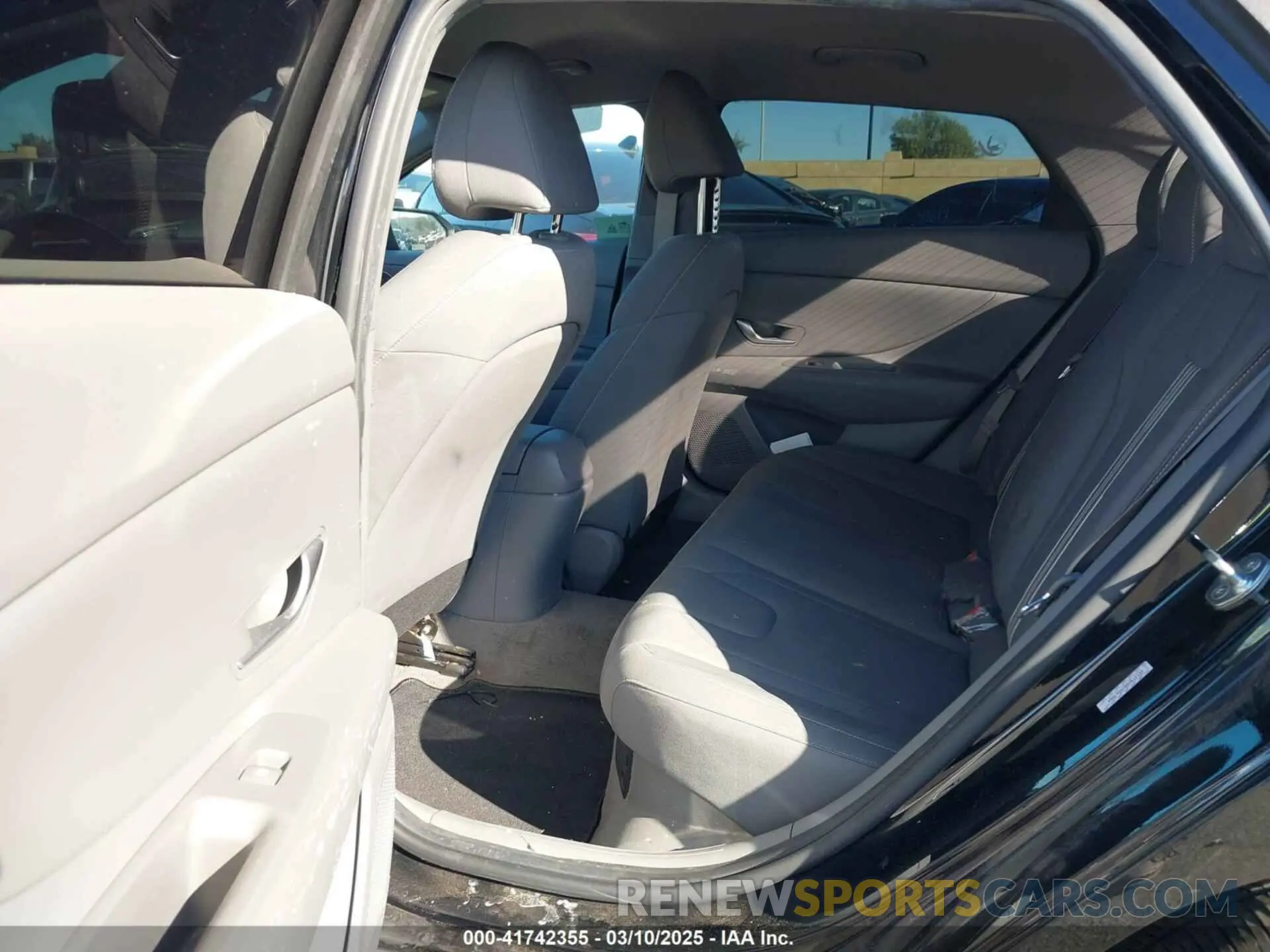 8 Фотография поврежденного автомобиля KMHLM4AJ8MU012133 HYUNDAI ELANTRA HYBRID 2021