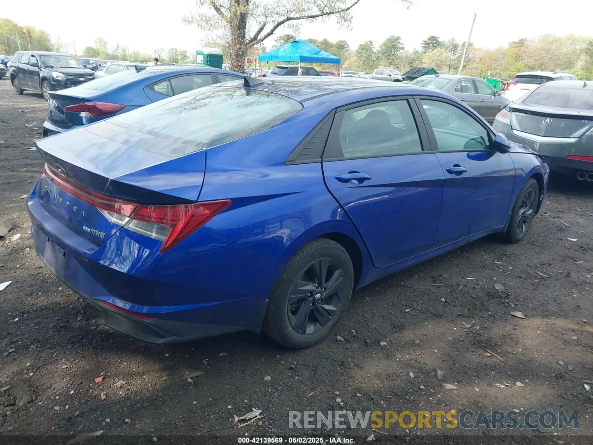 4 Photograph of a damaged car KMHLM4AJ0NU023998 HYUNDAI ELANTRA HYBRID 2022