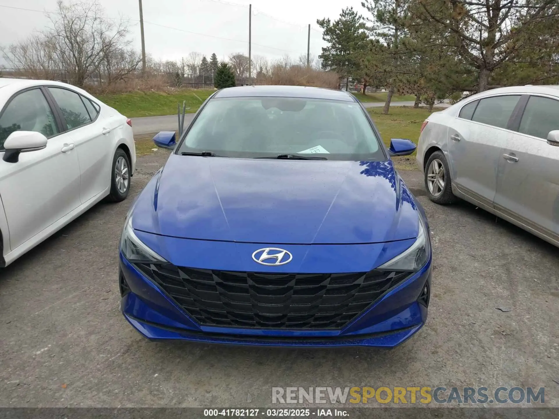 12 Фотография поврежденного автомобиля KMHLM4AJ2NU025963 HYUNDAI ELANTRA HYBRID 2022