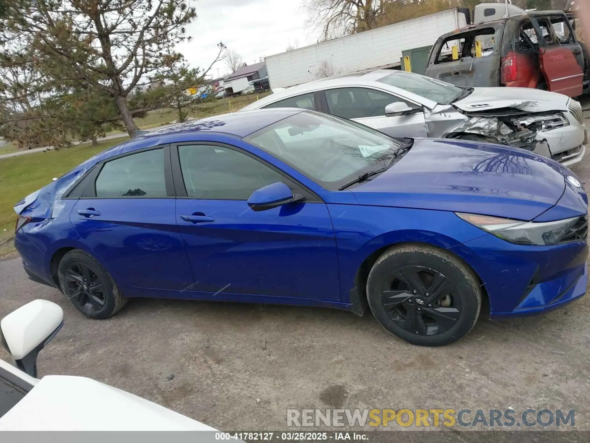 13 Фотография поврежденного автомобиля KMHLM4AJ2NU025963 HYUNDAI ELANTRA HYBRID 2022