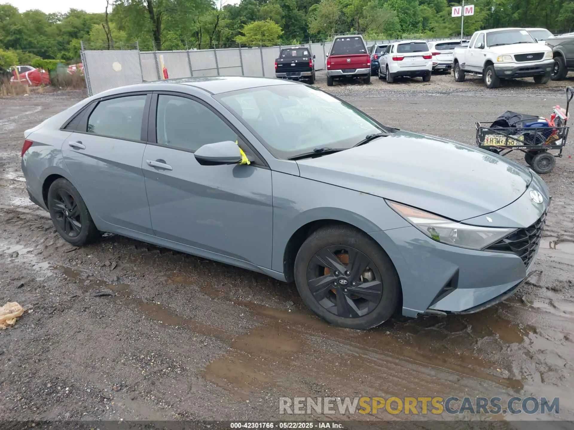 1 Photograph of a damaged car KMHLM4AJ7NU023884 HYUNDAI ELANTRA HYBRID 2022