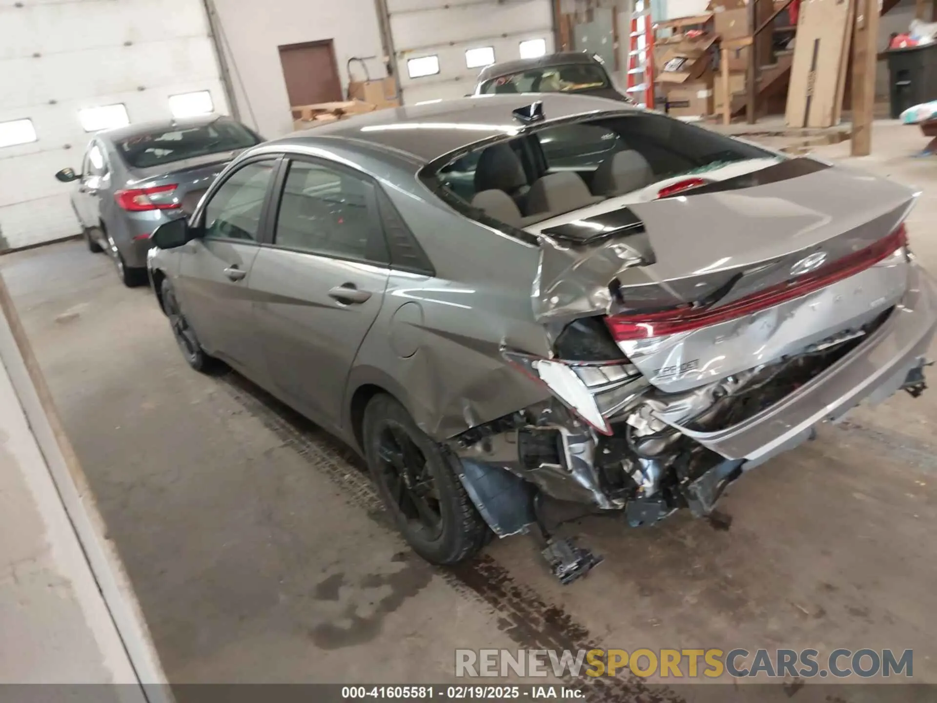 3 Фотография поврежденного автомобиля KMHLM4AJ5PU069782 HYUNDAI ELANTRA HYBRID 2023
