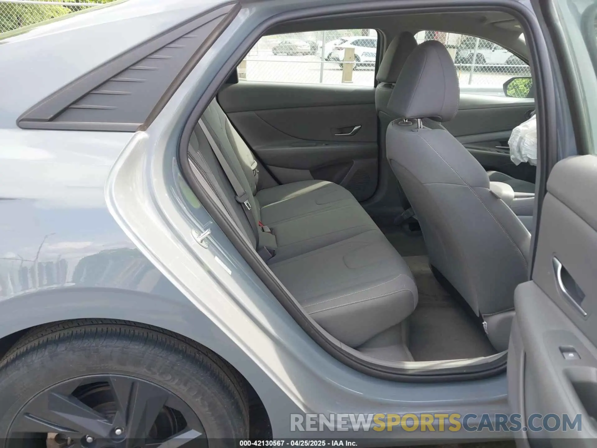 8 Photograph of a damaged car KMHLM4AJ6PU033809 HYUNDAI ELANTRA HYBRID 2023