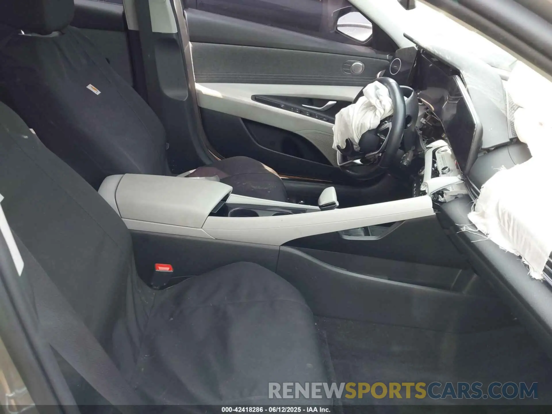 5 Photograph of a damaged car KMHLN4AJ0PU057889 HYUNDAI ELANTRA HYBRID 2023