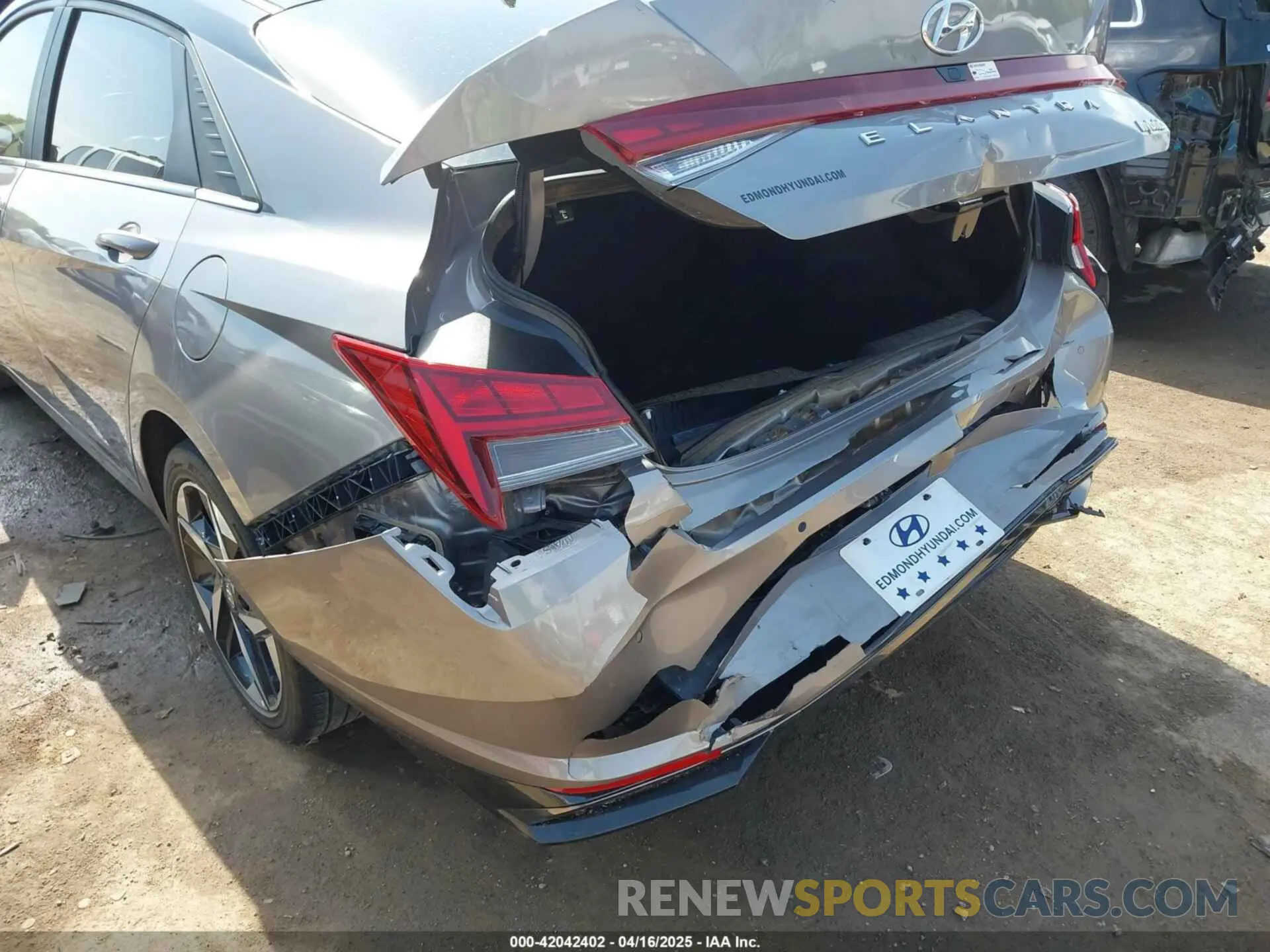 6 Фотография поврежденного автомобиля KMHLN4AJ5PU090614 HYUNDAI ELANTRA HYBRID 2023