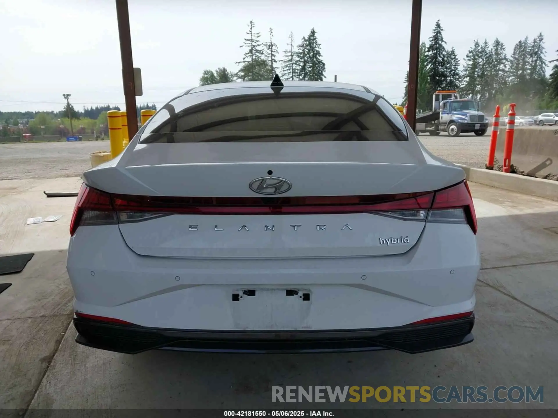 16 Photograph of a damaged car KMHLN4AJXPU079575 HYUNDAI ELANTRA HYBRID 2023
