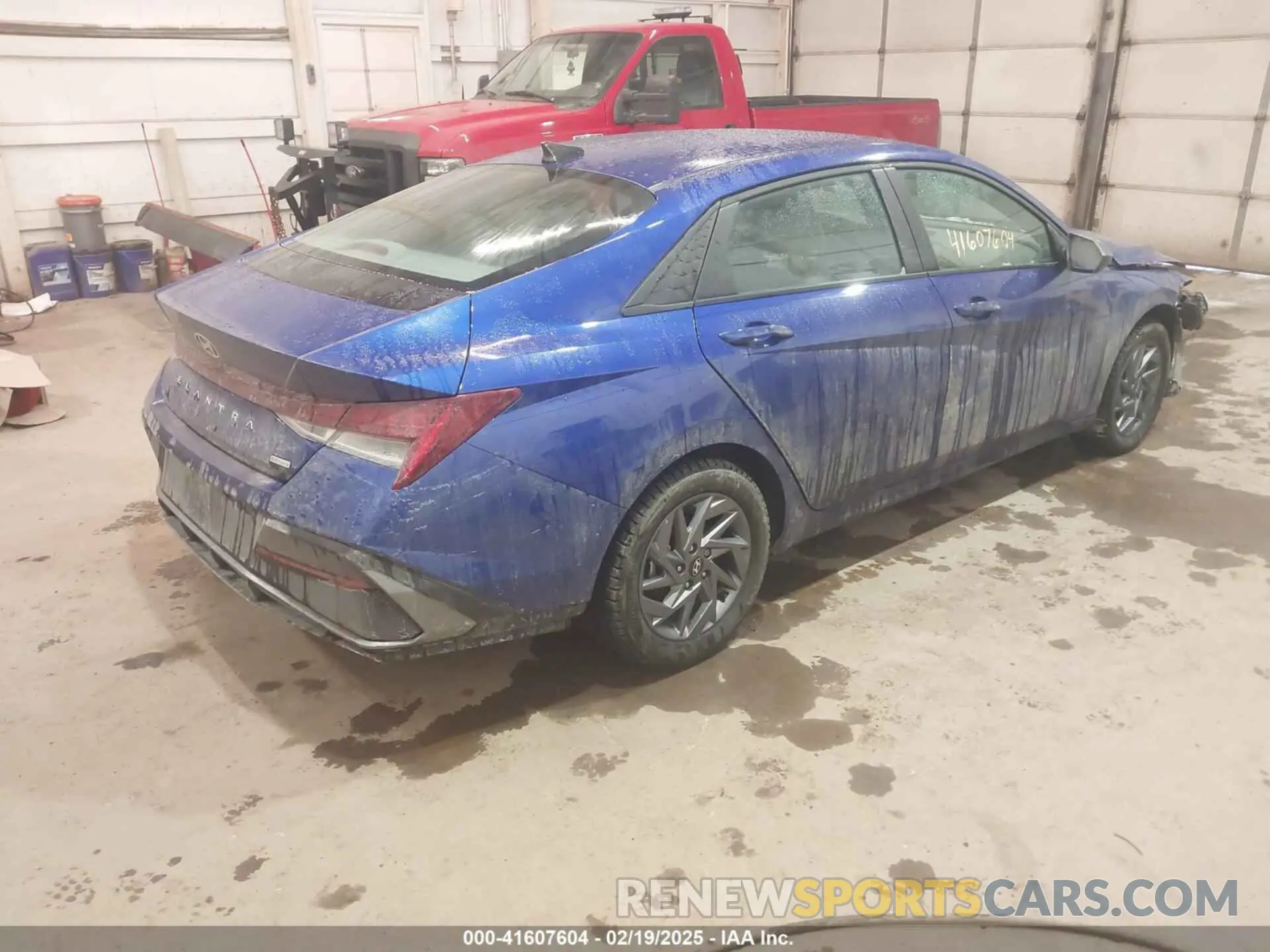 4 Фотография поврежденного автомобиля KMHLM4DJ0RU109751 HYUNDAI ELANTRA HYBRID 2024