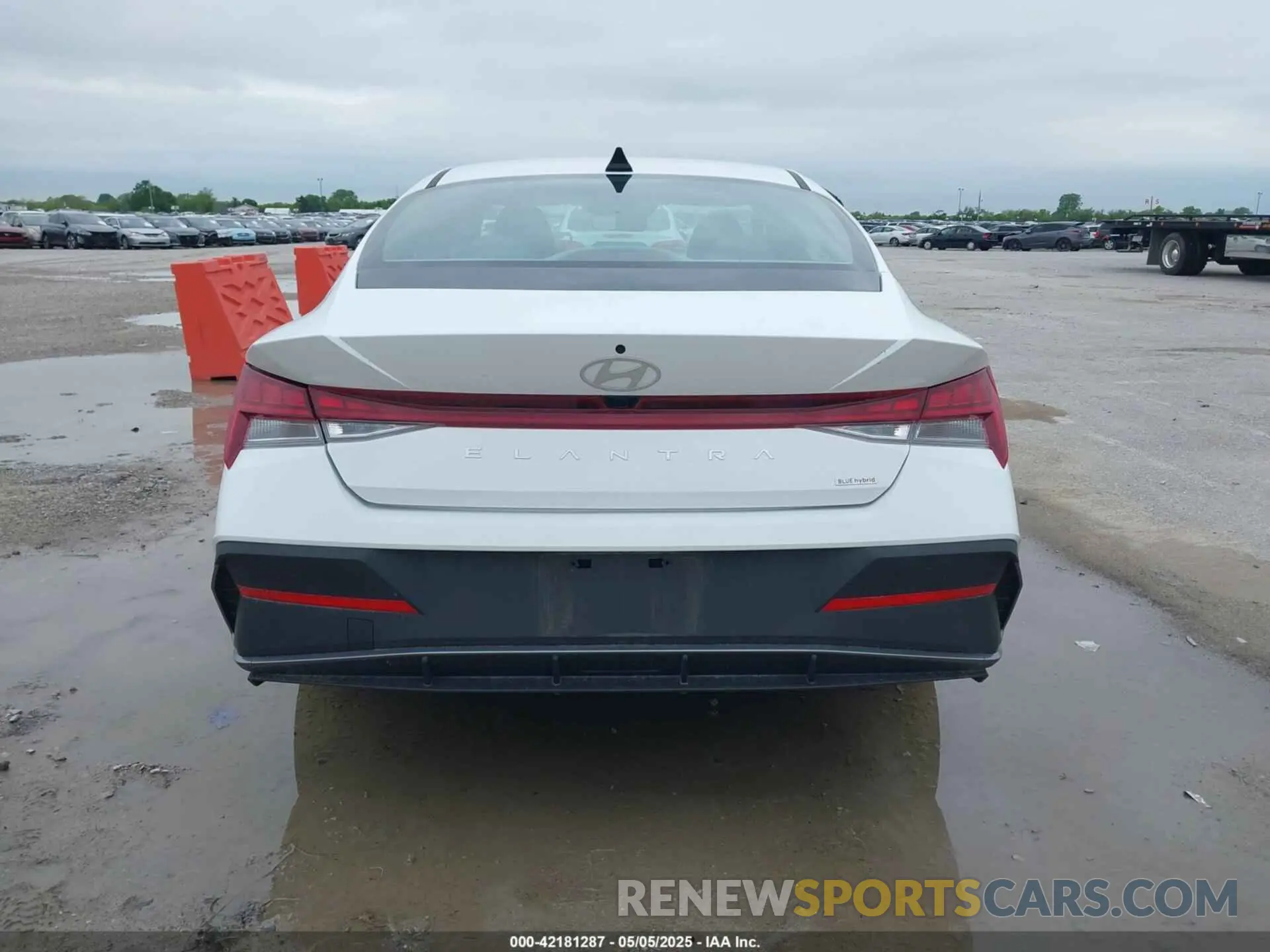 17 Фотография поврежденного автомобиля KMHLM4DJ8RU116768 HYUNDAI ELANTRA HYBRID 2024