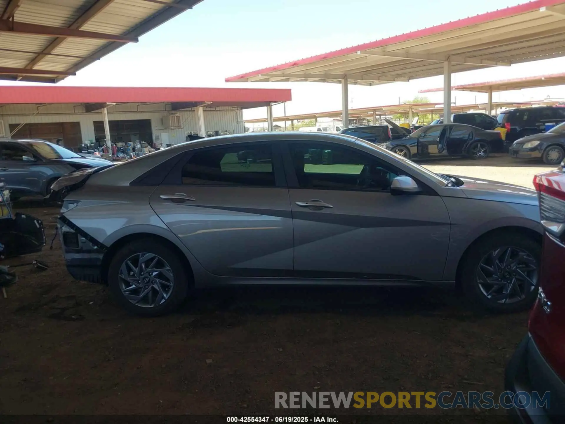 14 Photograph of a damaged car KMHLM4DJ9RU119615 HYUNDAI ELANTRA HYBRID 2024