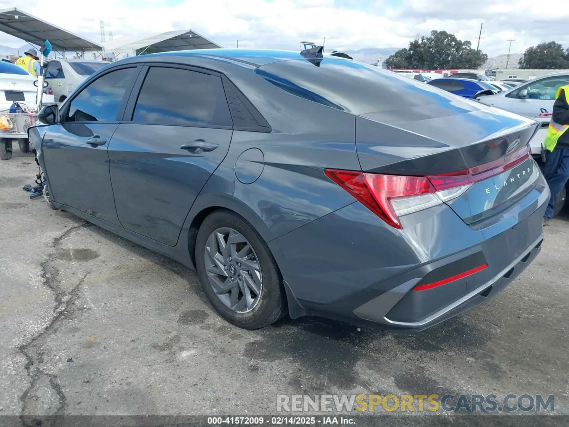 3 Photograph of a damaged car KMHLM4DJXRU093428 HYUNDAI ELANTRA HYBRID 2024