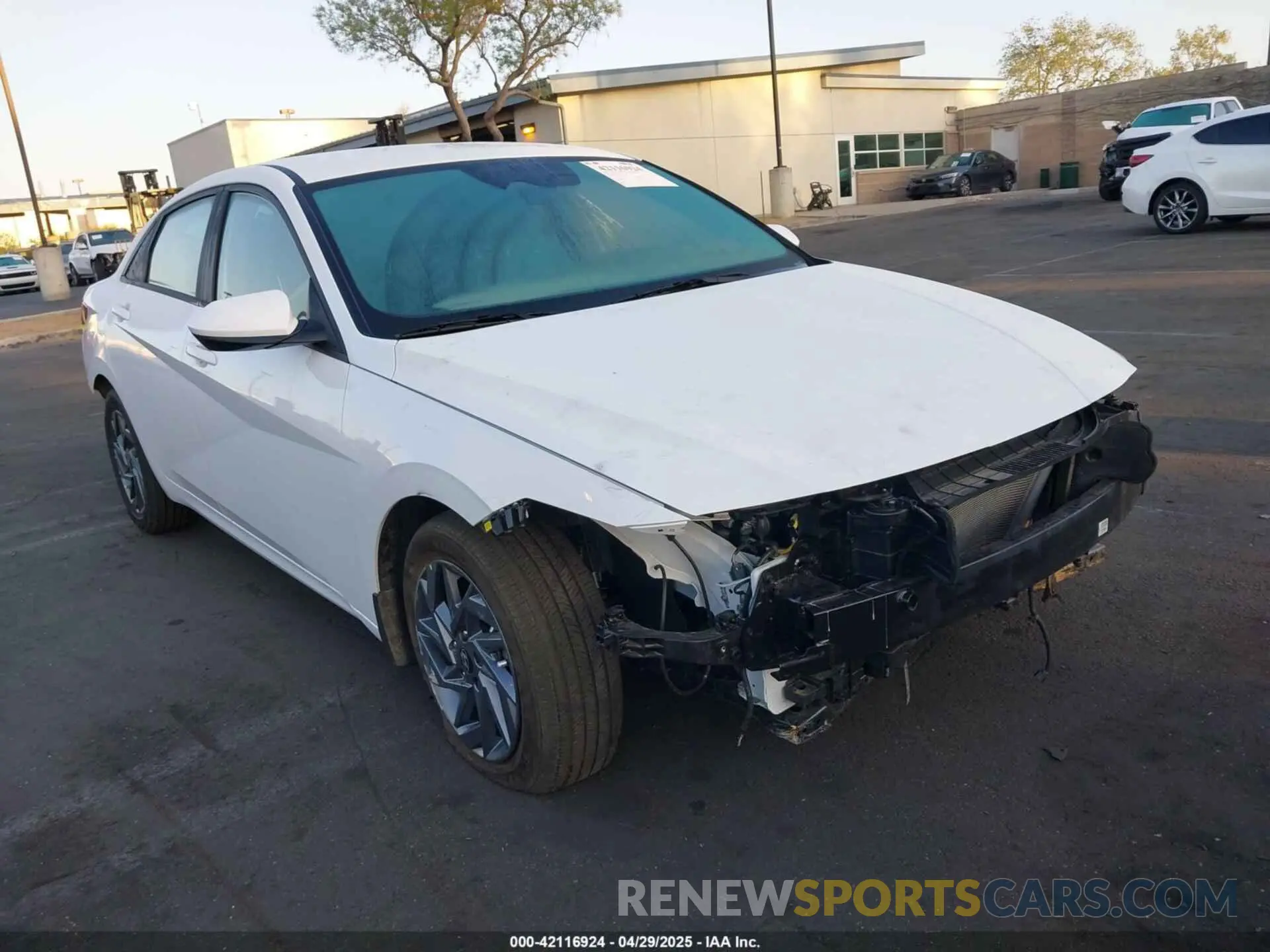 1 Photograph of a damaged car KMHLM4DJXRU097320 HYUNDAI ELANTRA HYBRID 2024