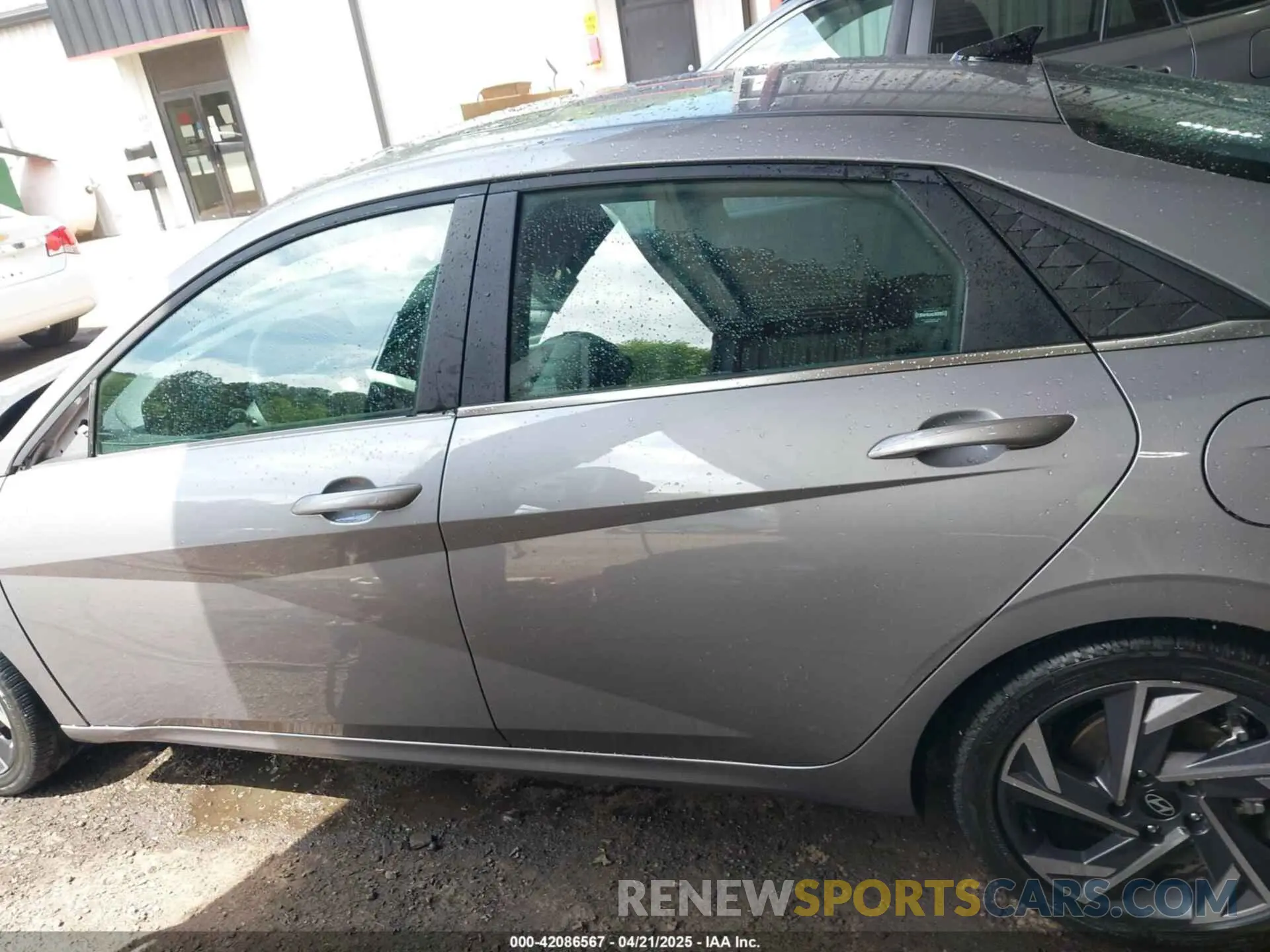 15 Фотография поврежденного автомобиля KMHLN4DJ4RU097410 HYUNDAI ELANTRA HYBRID 2024