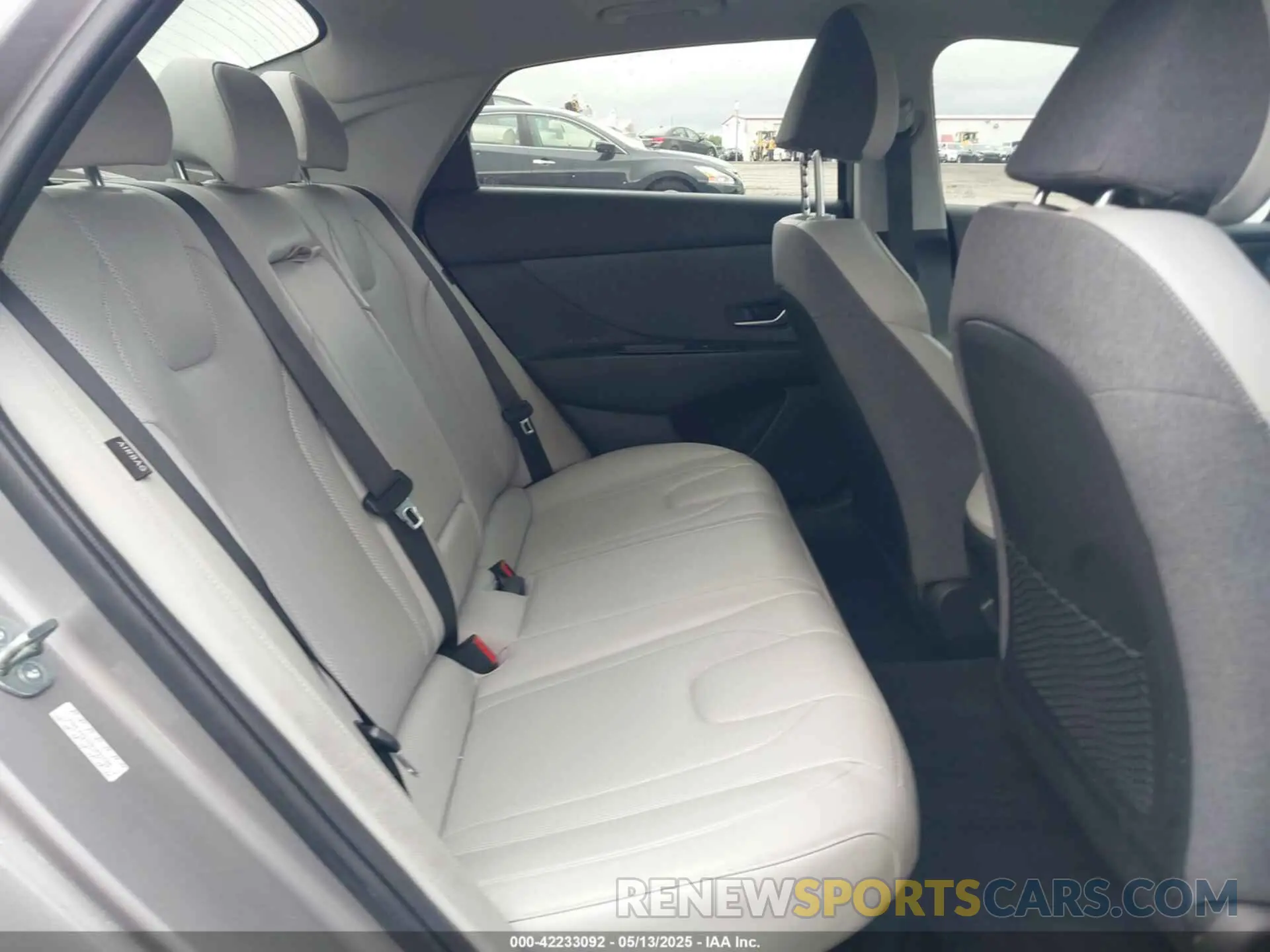 8 Photograph of a damaged car KMHLN4DJ6RU096808 HYUNDAI ELANTRA HYBRID 2024