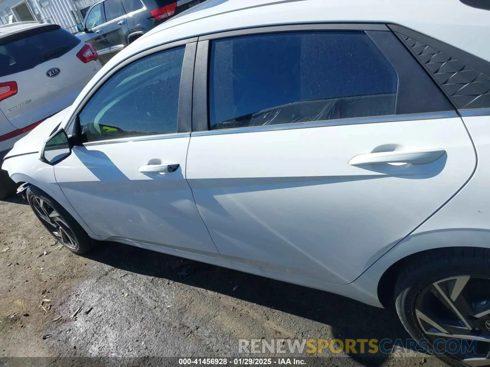 14 Photograph of a damaged car KMHLN4DJXRU118602 HYUNDAI ELANTRA HYBRID 2024
