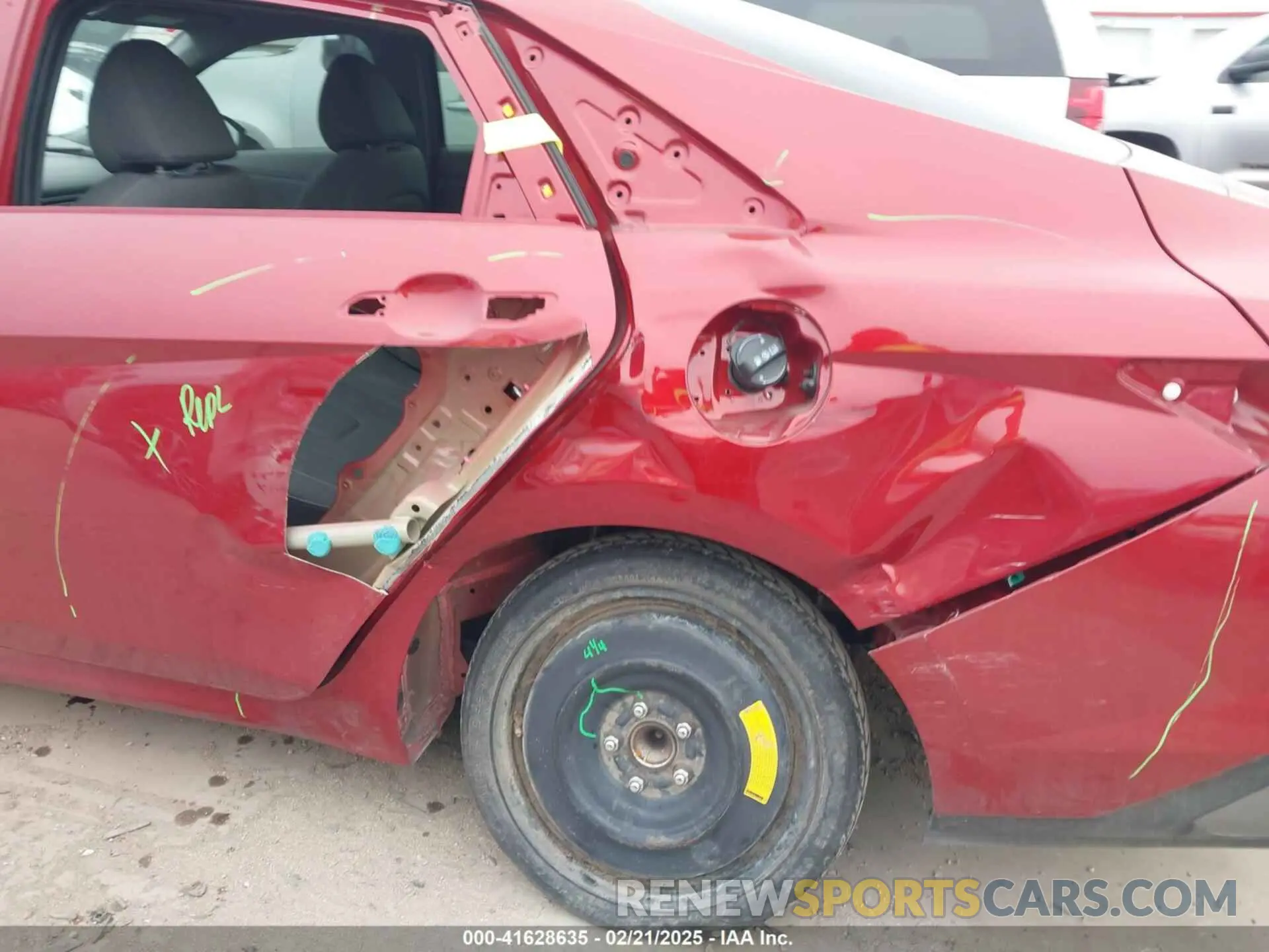 6 Photograph of a damaged car KMHLM4DJ0SU122263 HYUNDAI ELANTRA HYBRID 2025