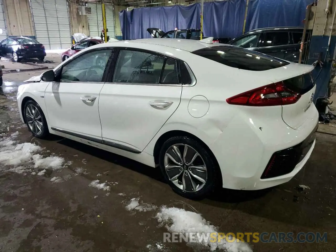 2 Photograph of a damaged car KMHC05LC6KU107660 HYUNDAI IONIQ 2019