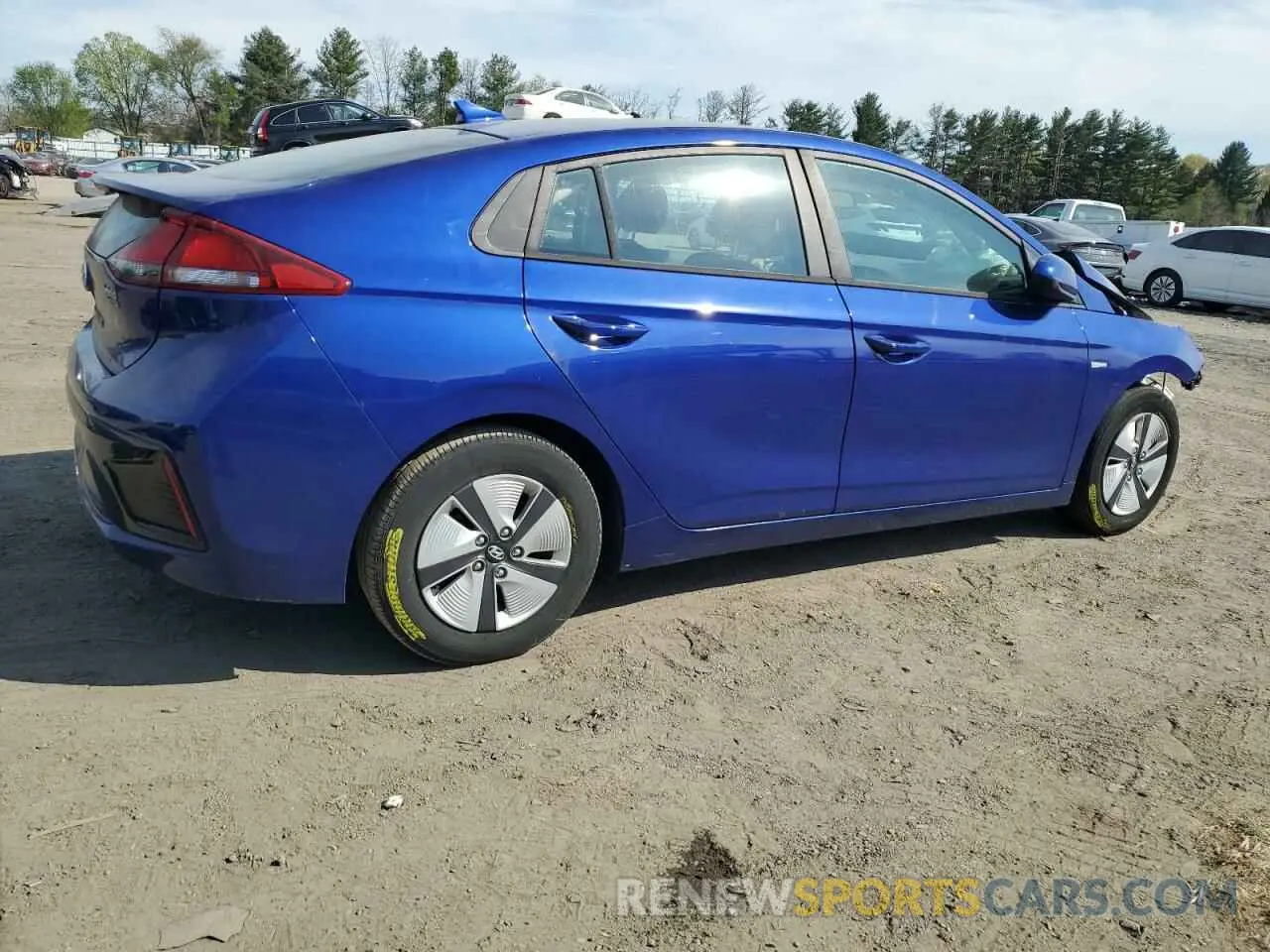 3 Фотография поврежденного автомобиля KMHC65LC0KU134755 HYUNDAI IONIQ 2019
