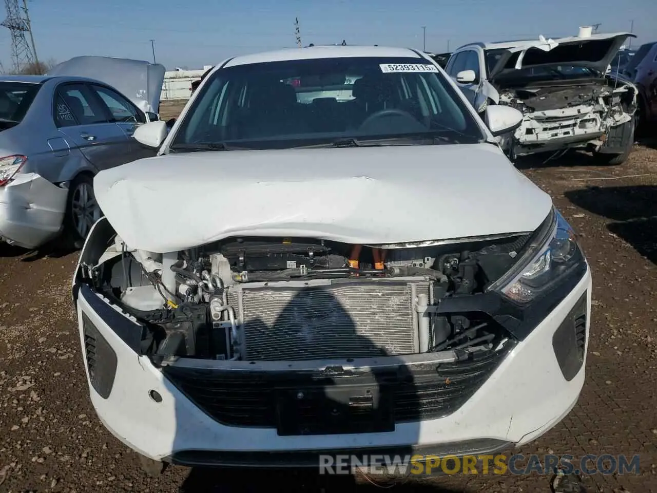 5 Photograph of a damaged car KMHC65LC0KU160188 HYUNDAI IONIQ 2019