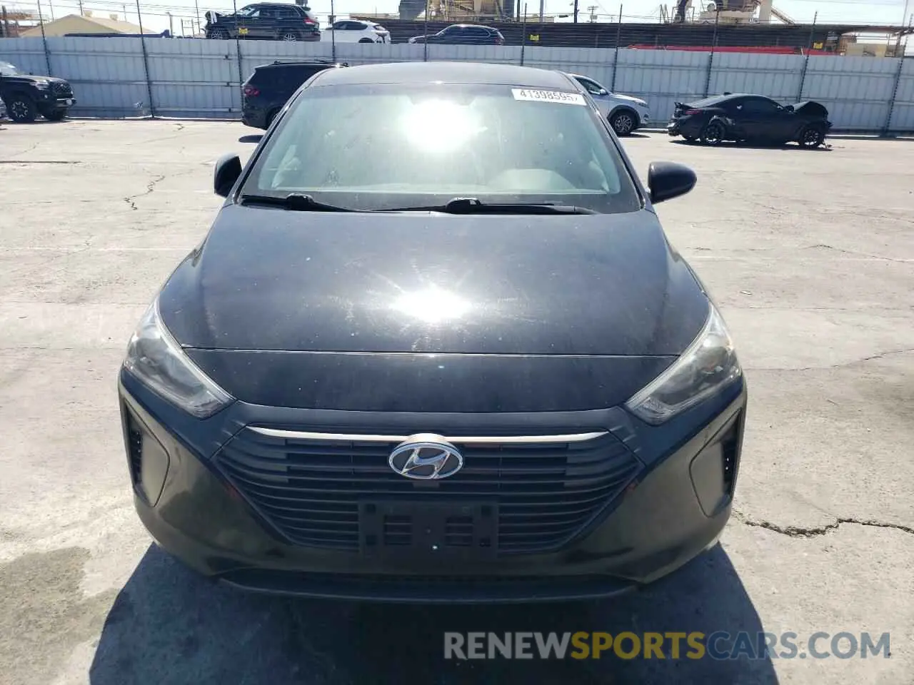 5 Фотография поврежденного автомобиля KMHC65LC2KU174349 HYUNDAI IONIQ 2019