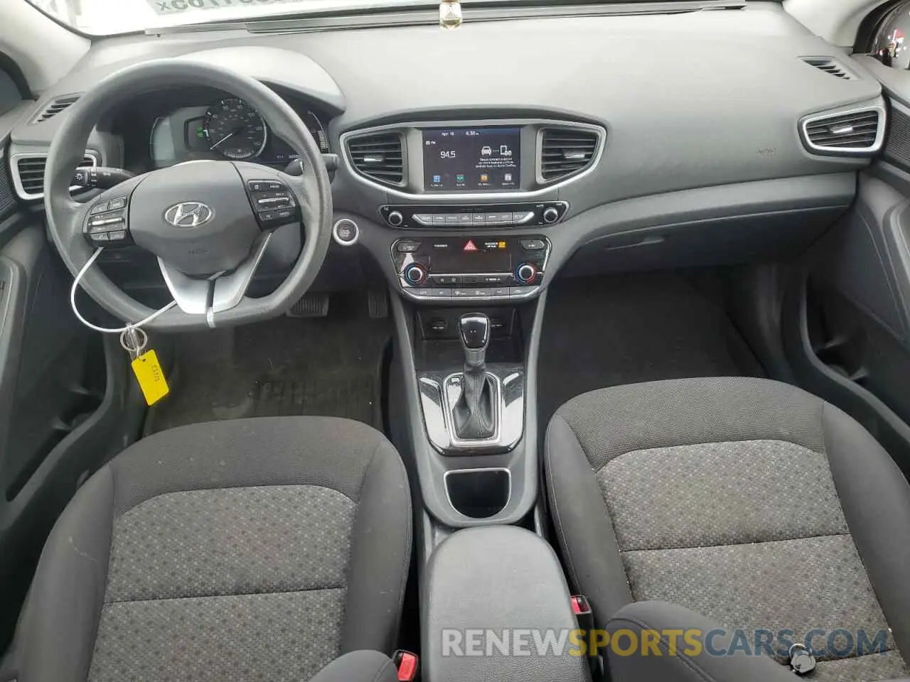 8 Photograph of a damaged car KMHC65LC8KU110221 HYUNDAI IONIQ 2019